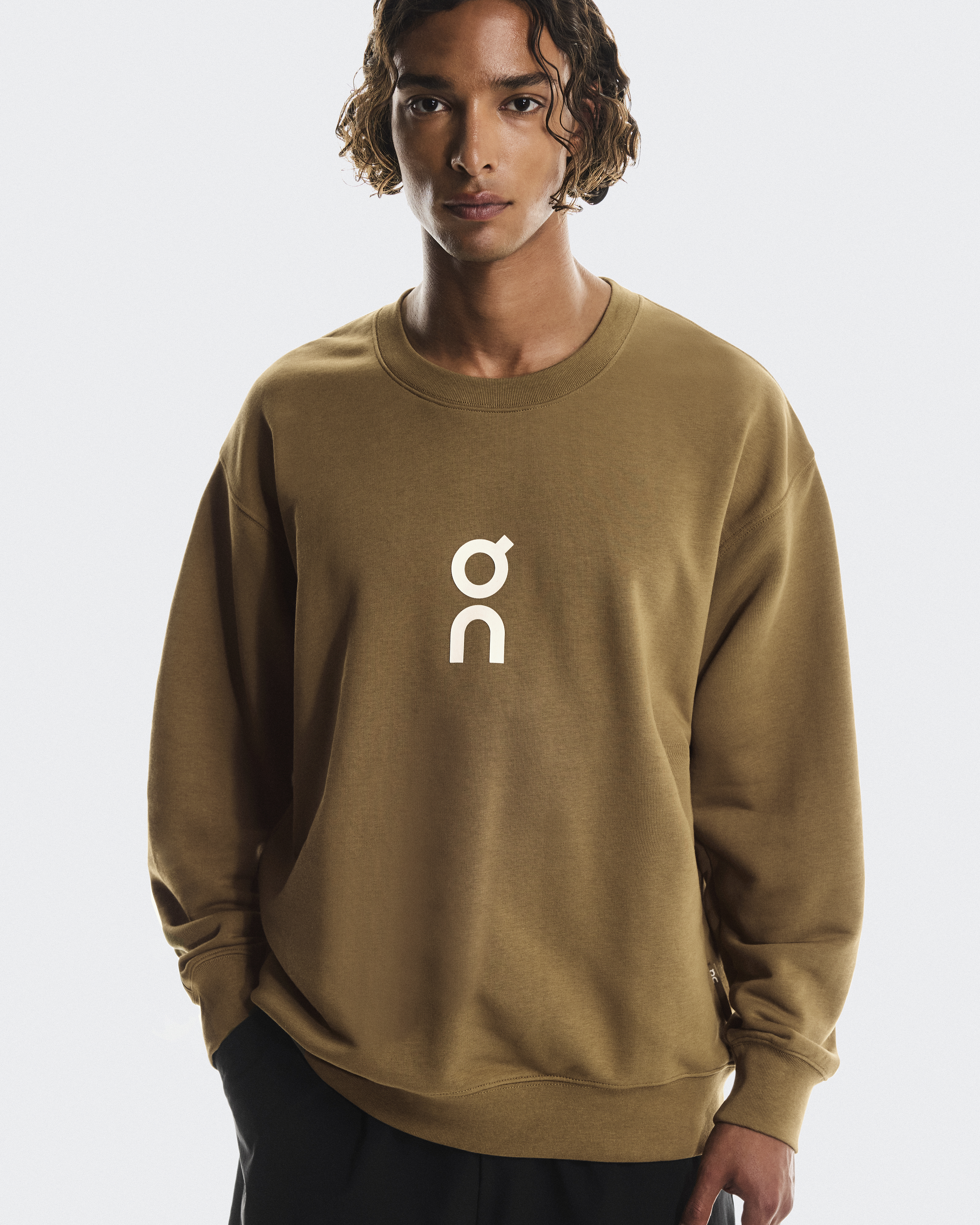 Club Crew: Versatile Crew Sweatshirt For Post-Workout | On