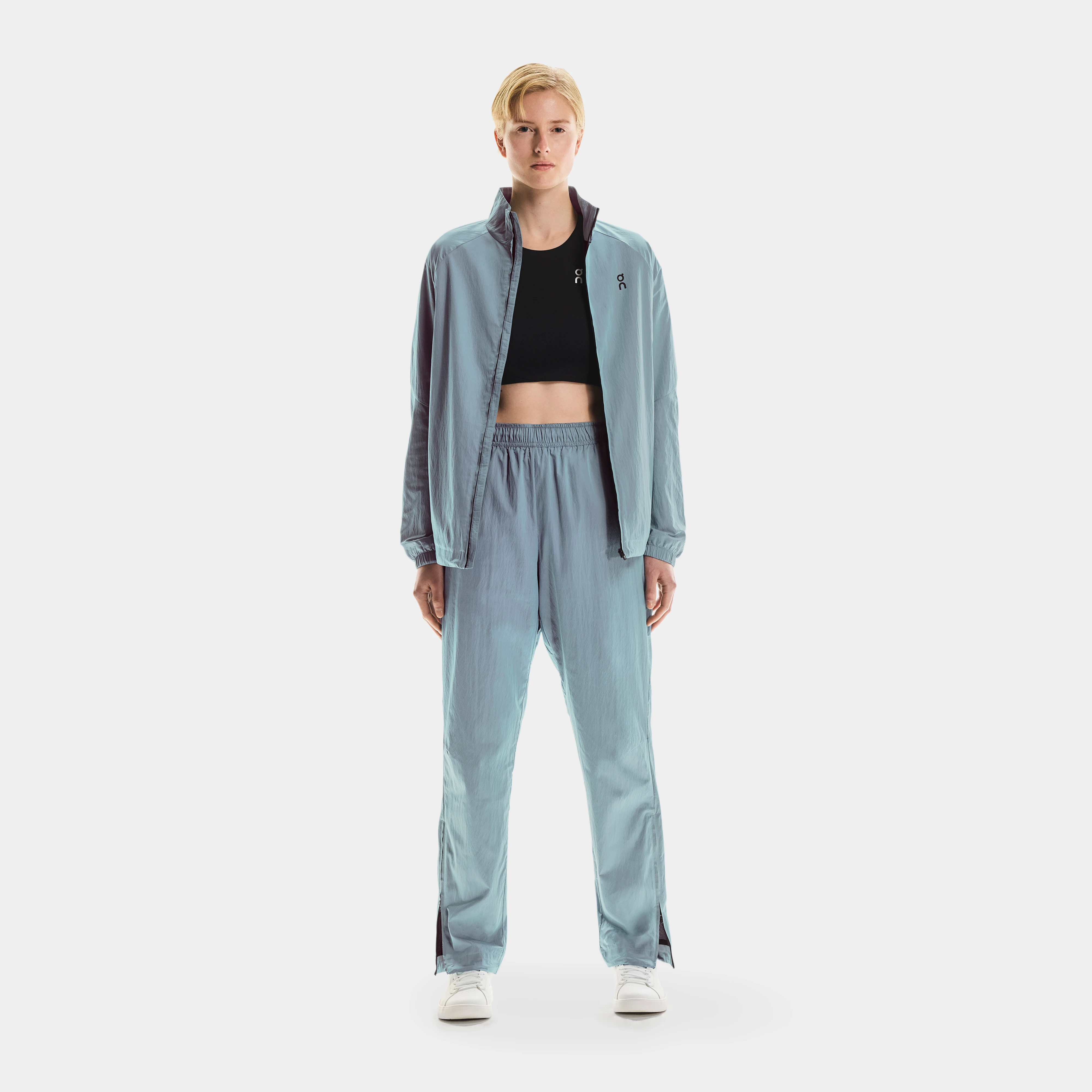 On Court Pants Blue Women Women – Performance tennis, lightweight, iridescent fabric Pants