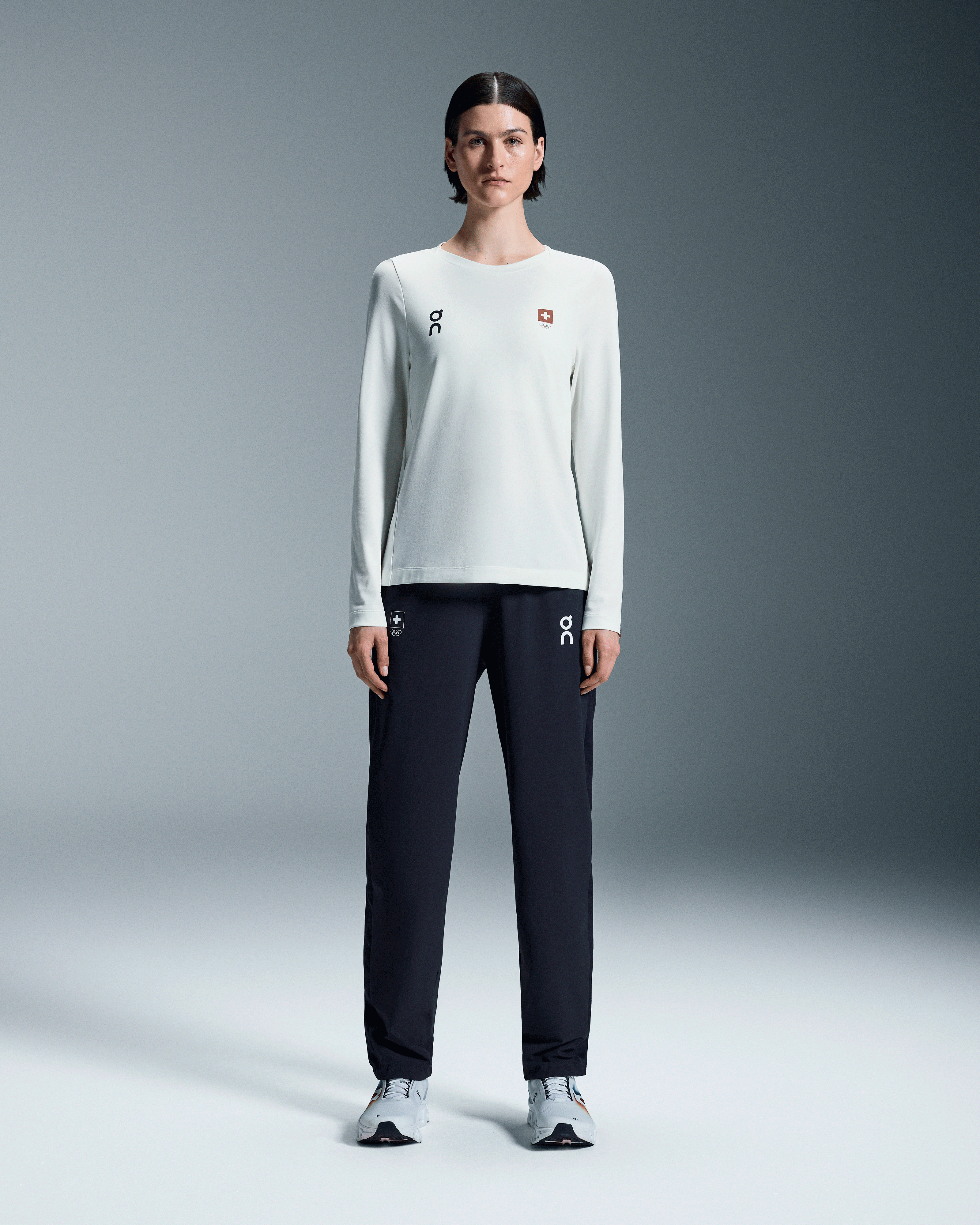 On Swiss Olympic Track Pants Ink Women Pants
