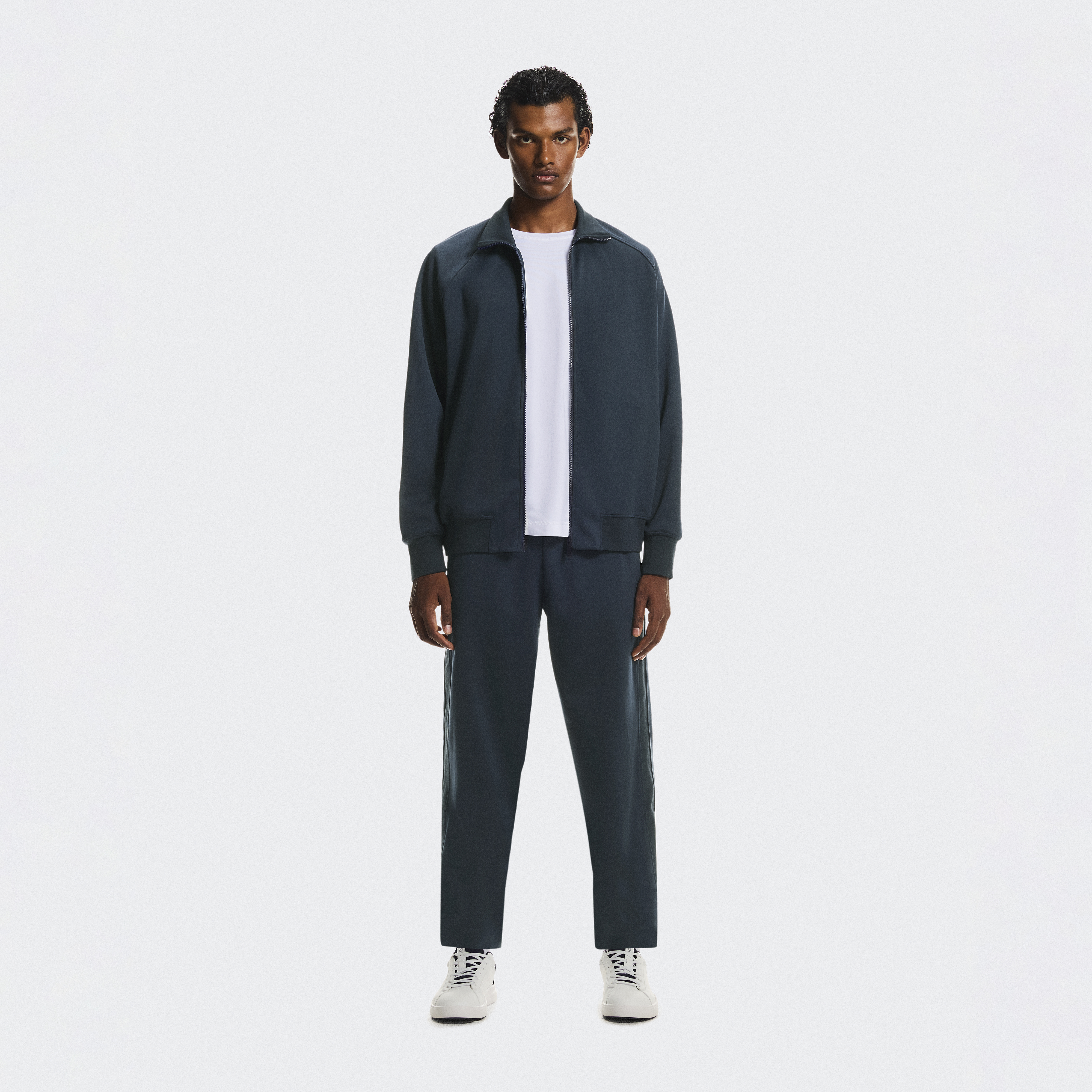 Courtside Pants in Midnight