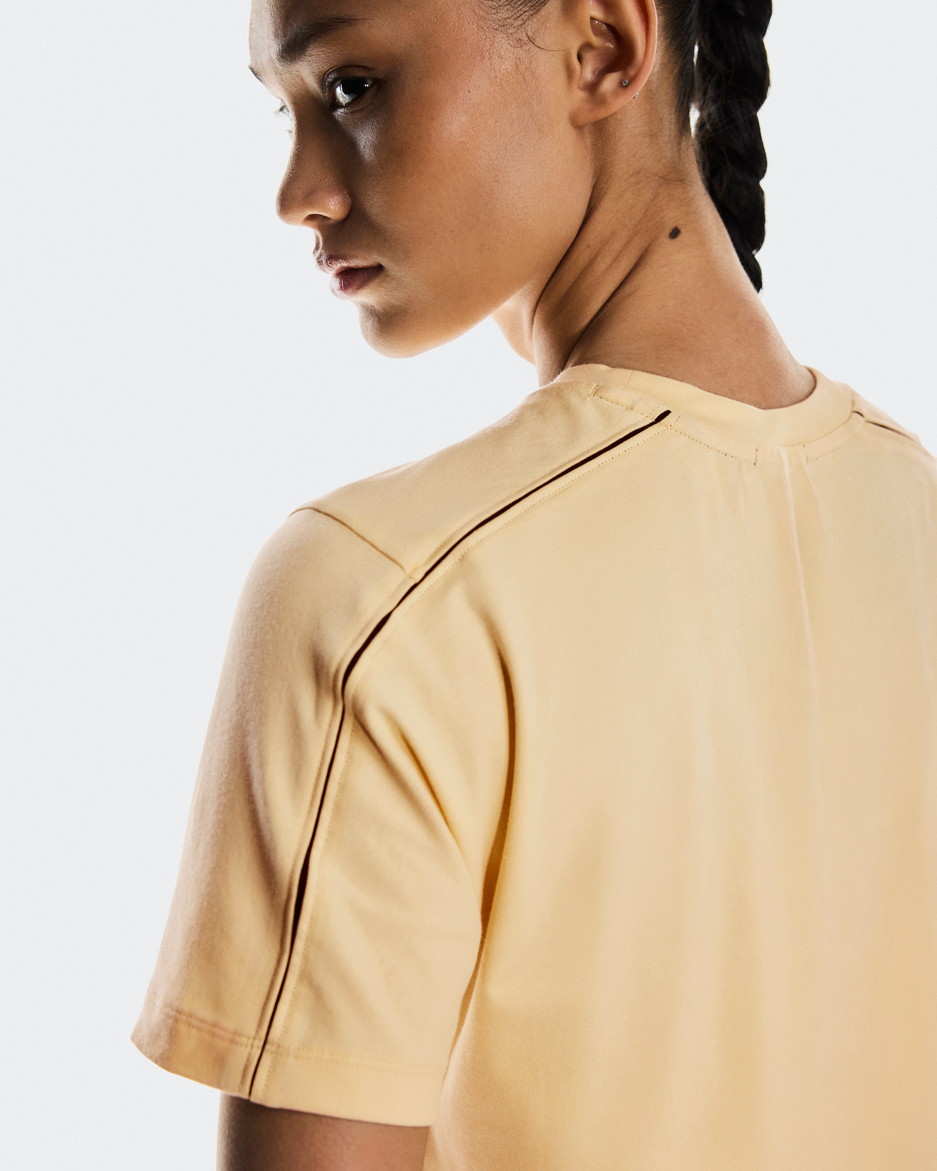 On Club-T Nectar Women Tops and t-shirts