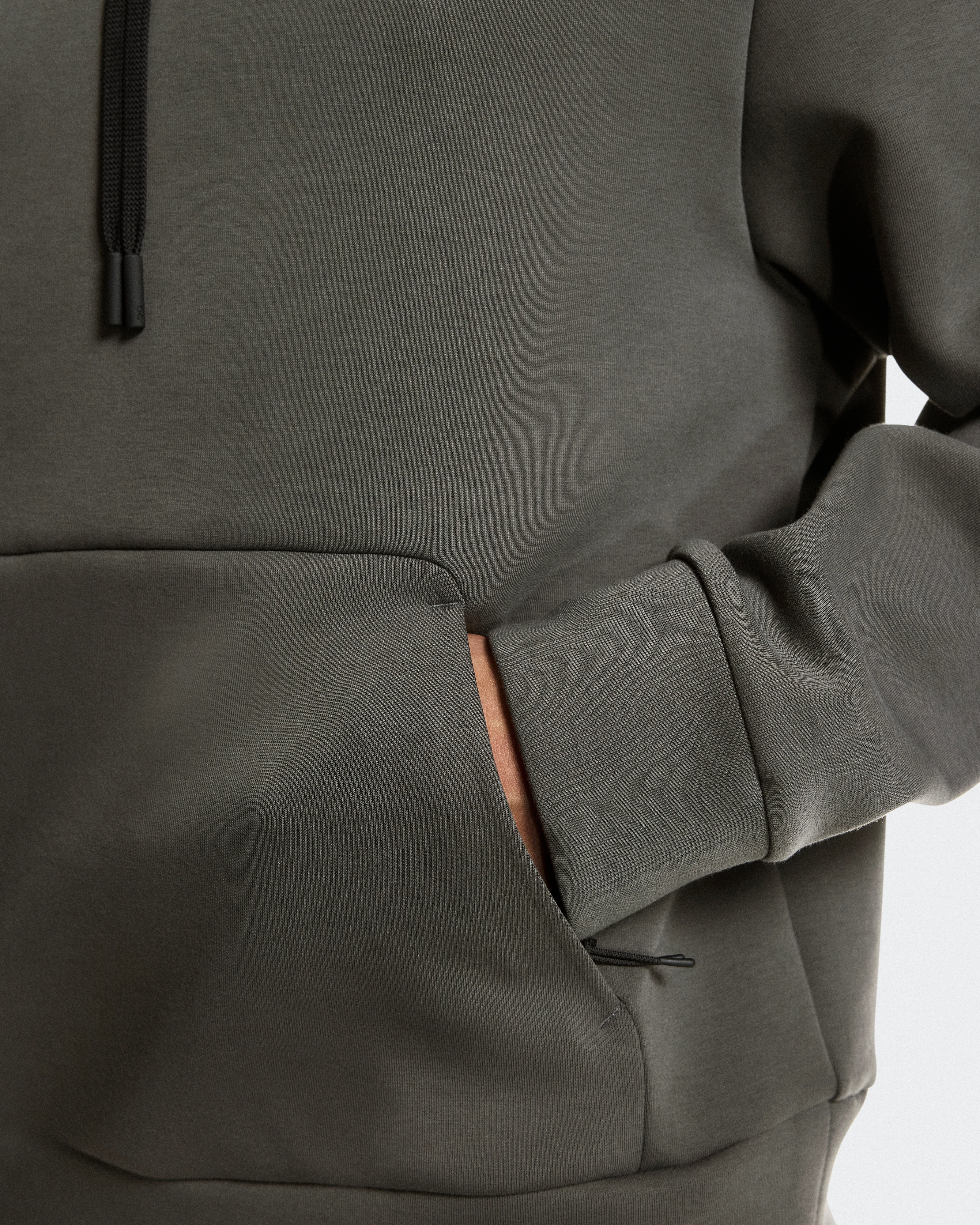 On Focus Tech Hoodie Shadow Men Hoodies and sweatshirts