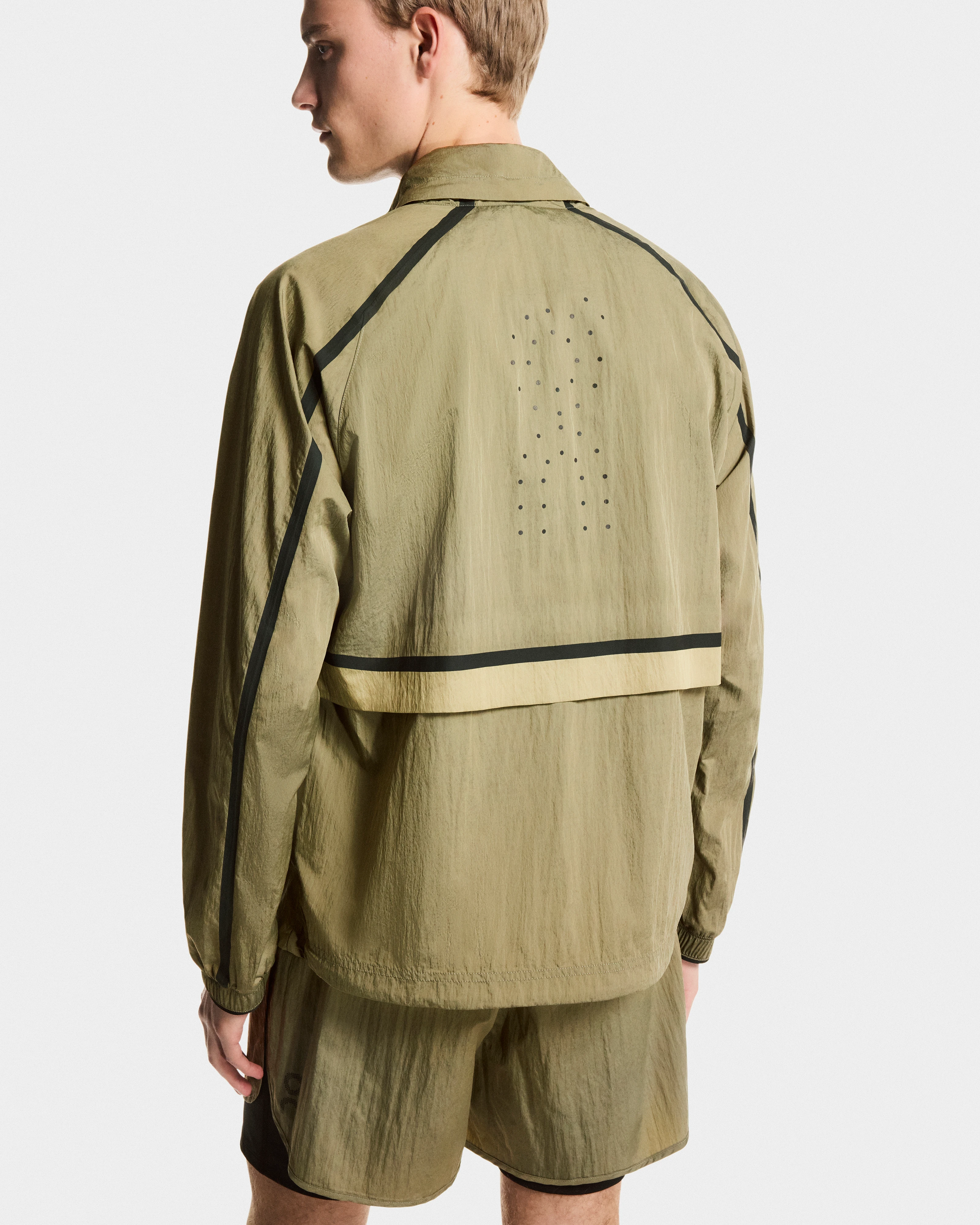 On Performance Volt Jacket Safari Hombre Chaquetas