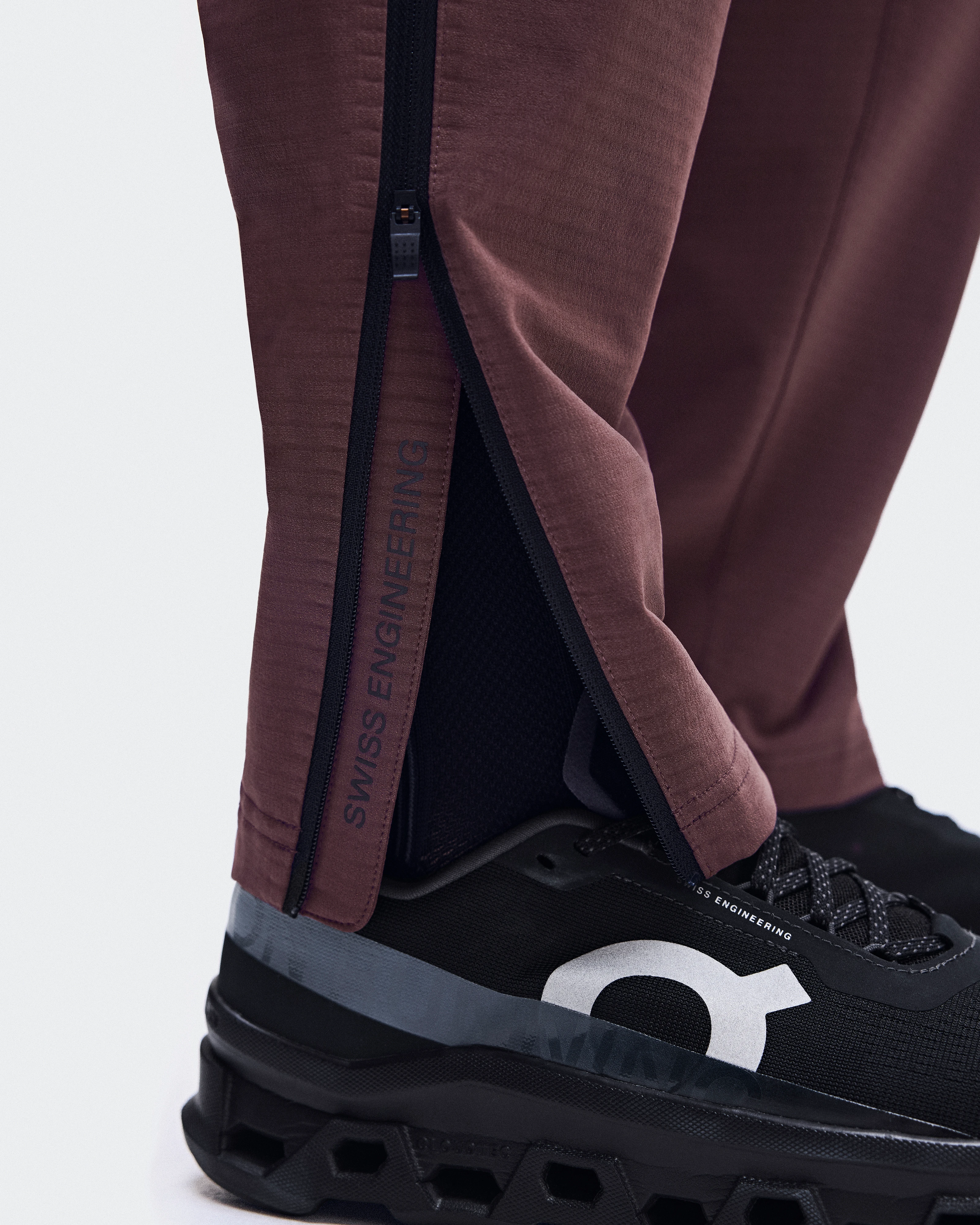 On Weather Winter Pants Mulberry Men Pants