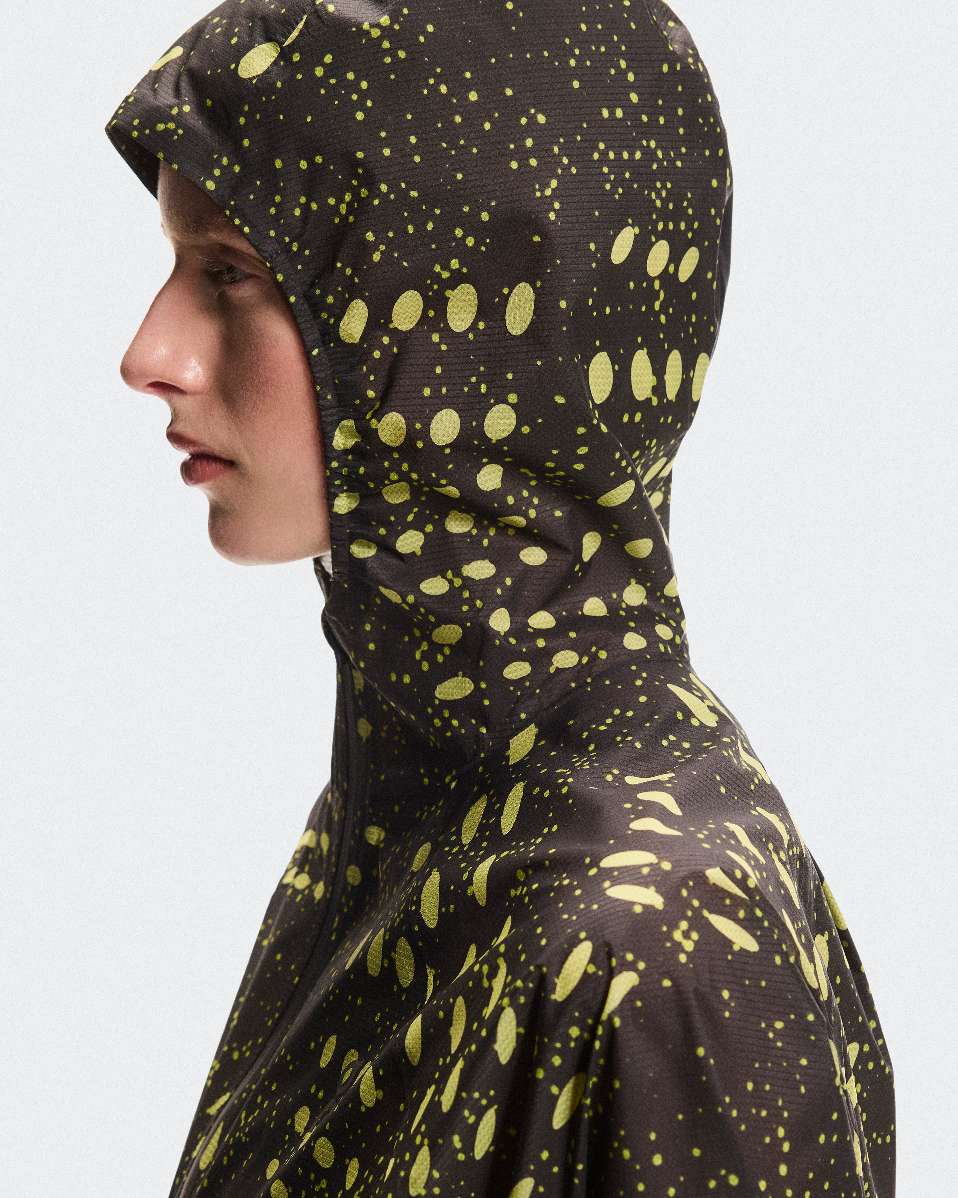 On Ultra Jacket Iron & Lime Women Jackets