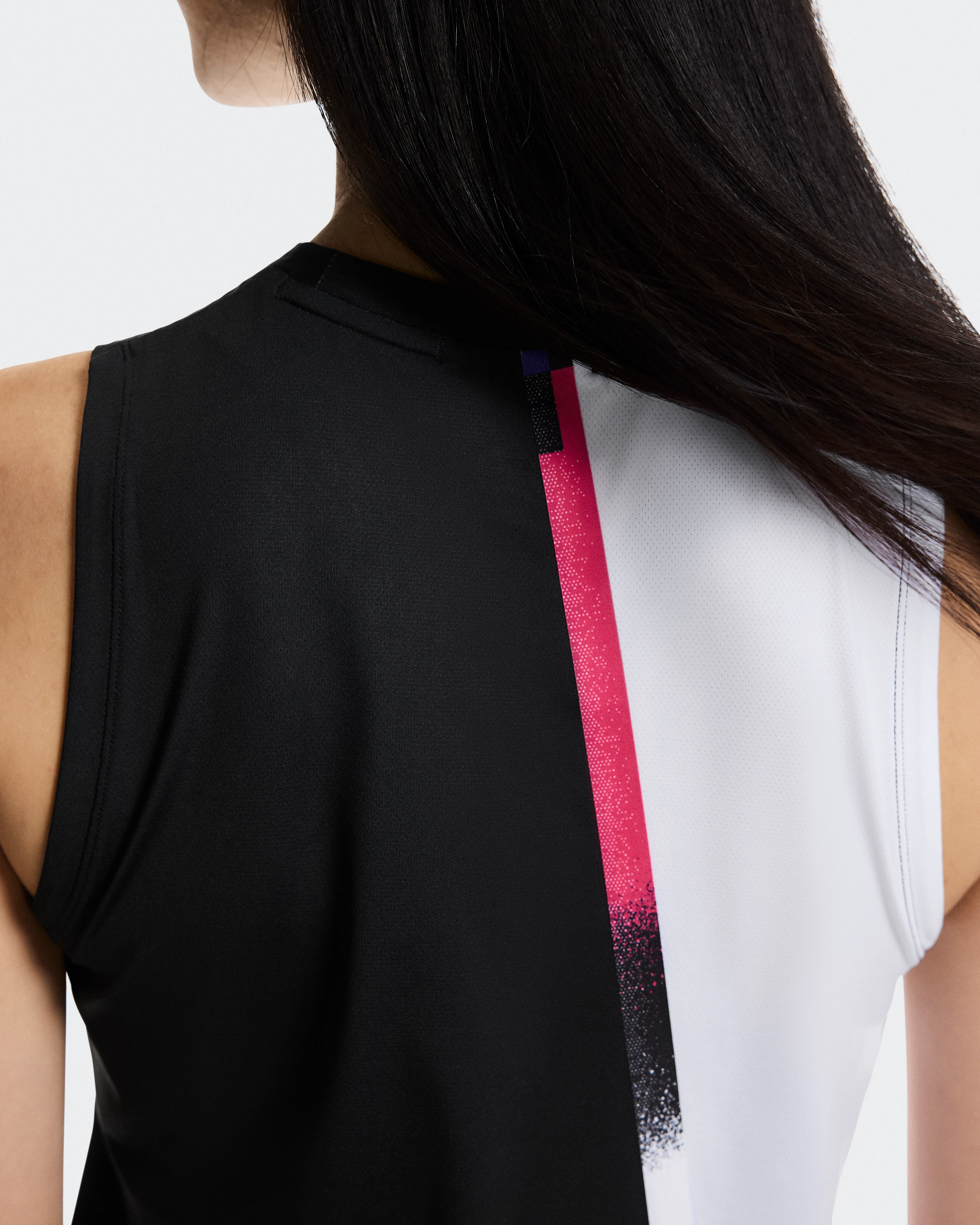 On Court Tank Black & Rock Mujer Camisetas