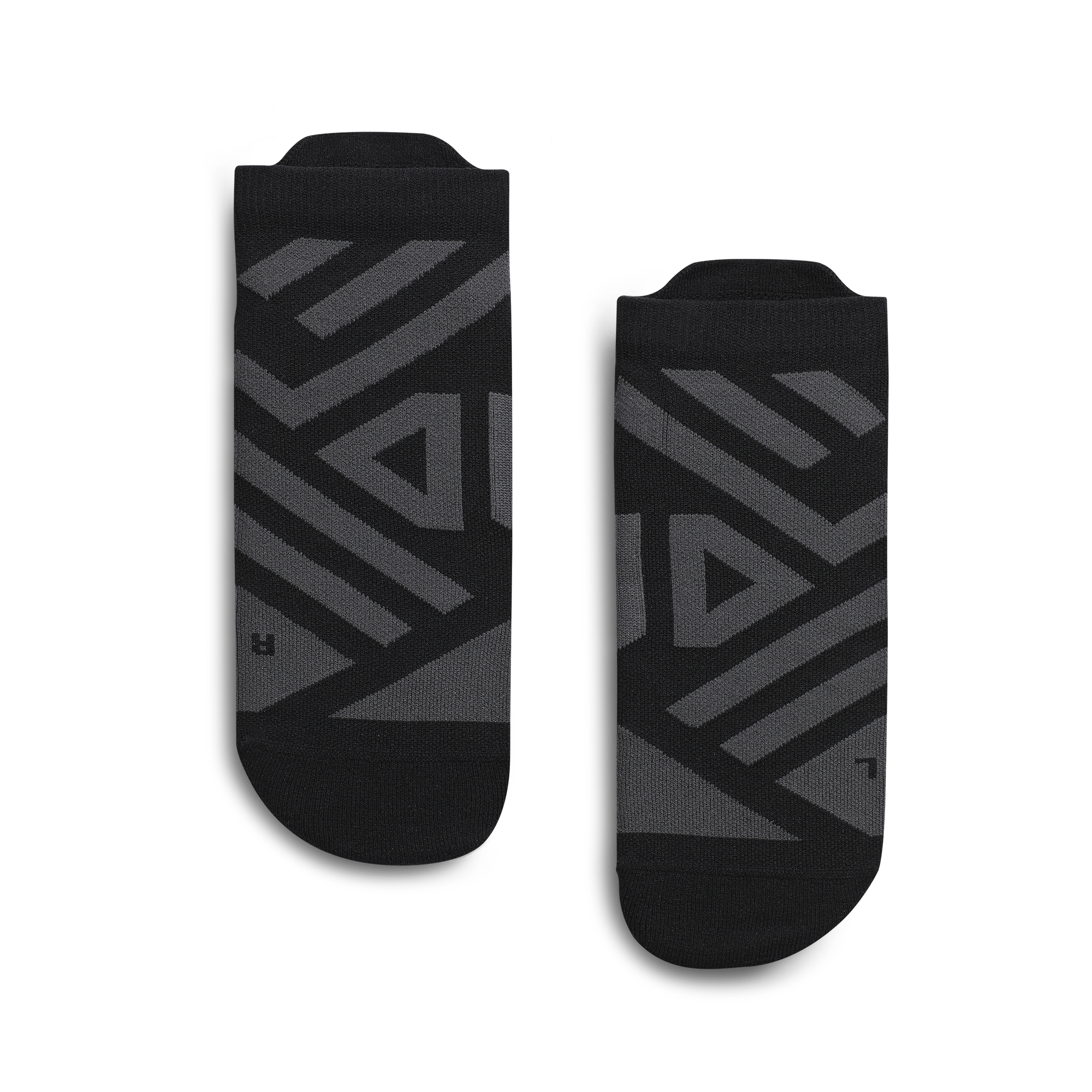 Men's Performance Low Sock | Black & Shadow | On United States