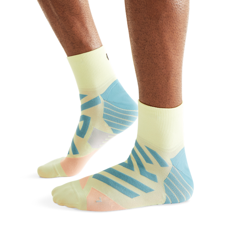 On Men's Performance Mid Sock in Hay/Rose, Size: 10-11, Polyamide
