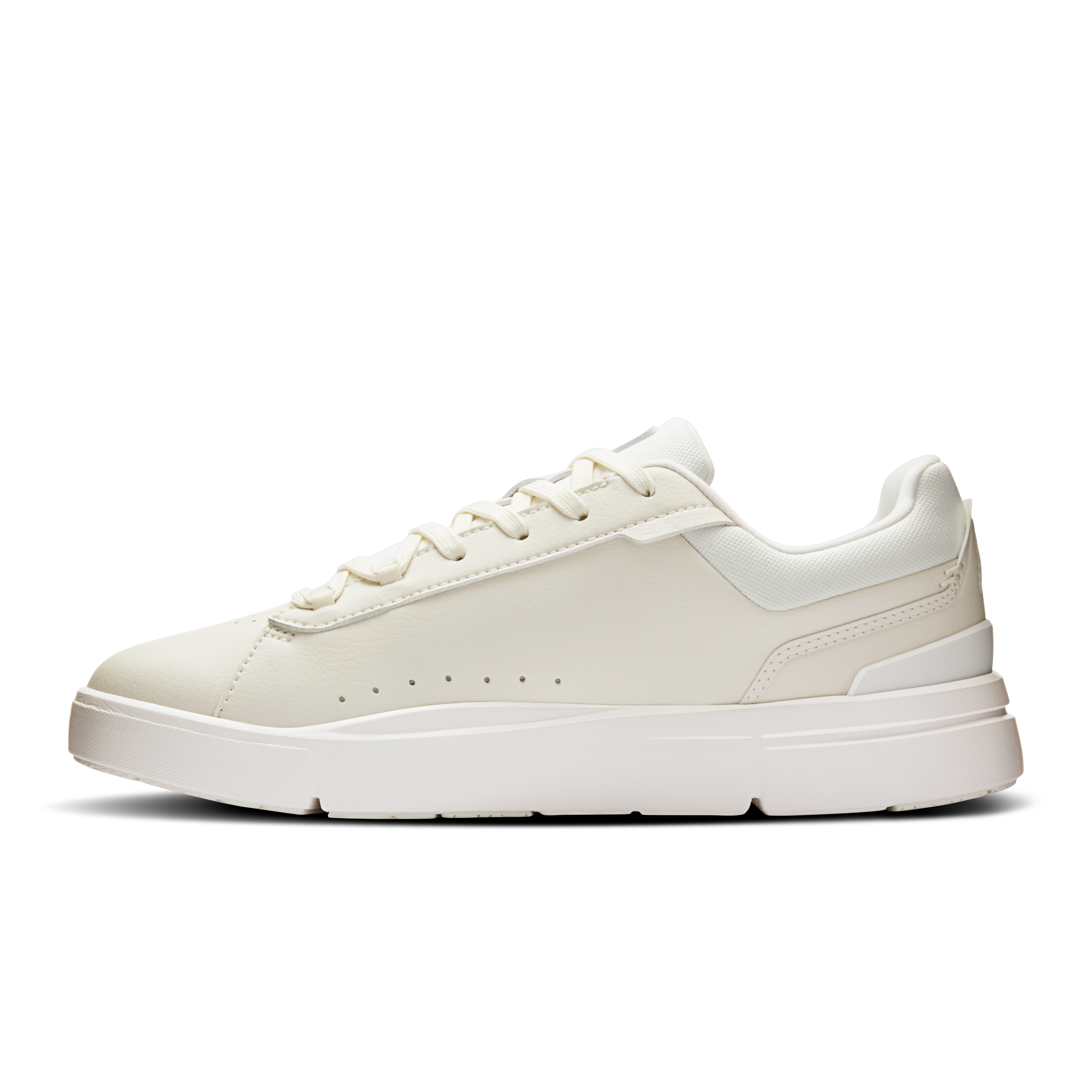 On THE ROGER Advantage Ivory & Ivory Women Tennis Shoes