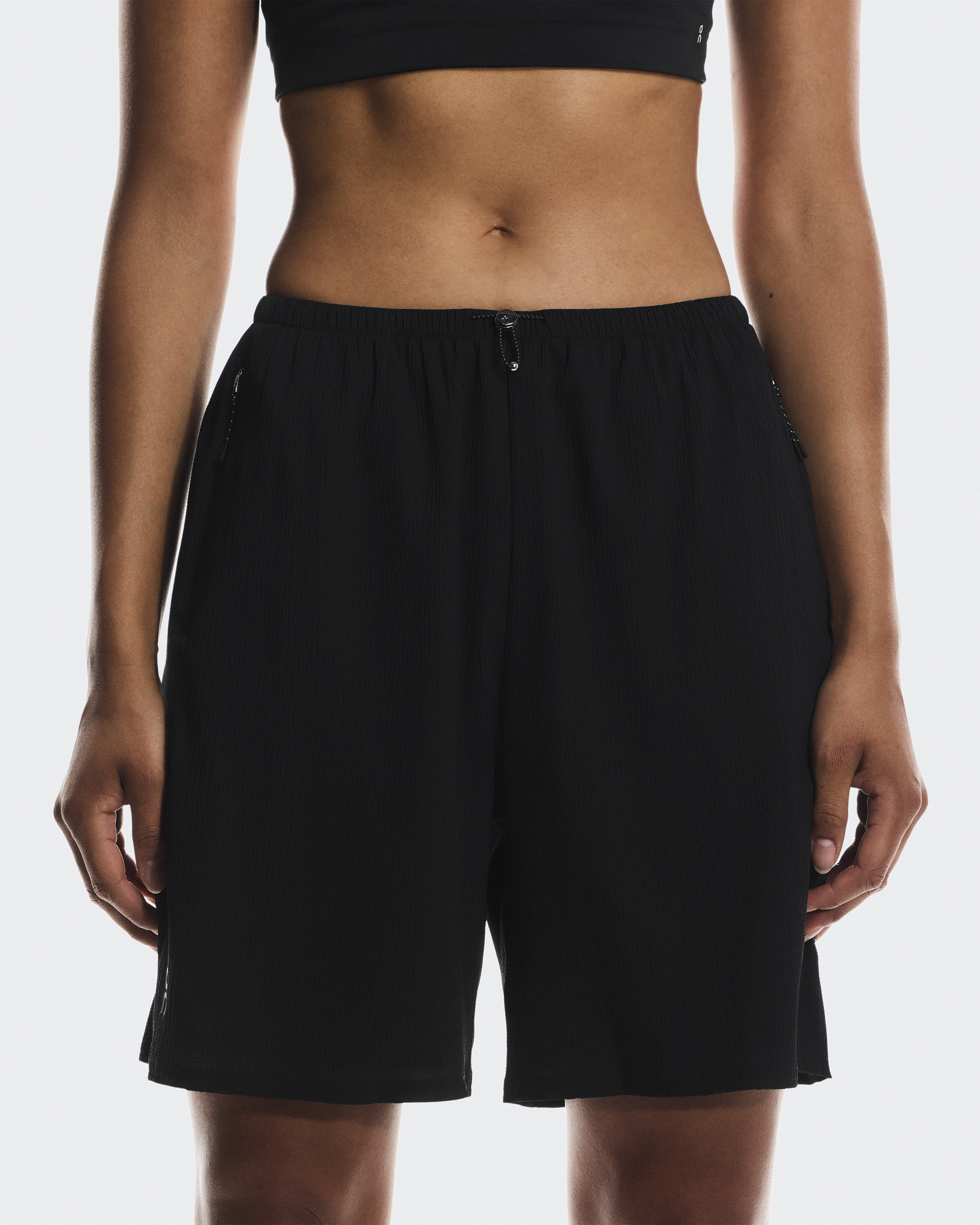 【新品未使用】onオン running shorts ウィメンズSサイズ Running Shorts: Lightweight Women's Running Shorts With Zip