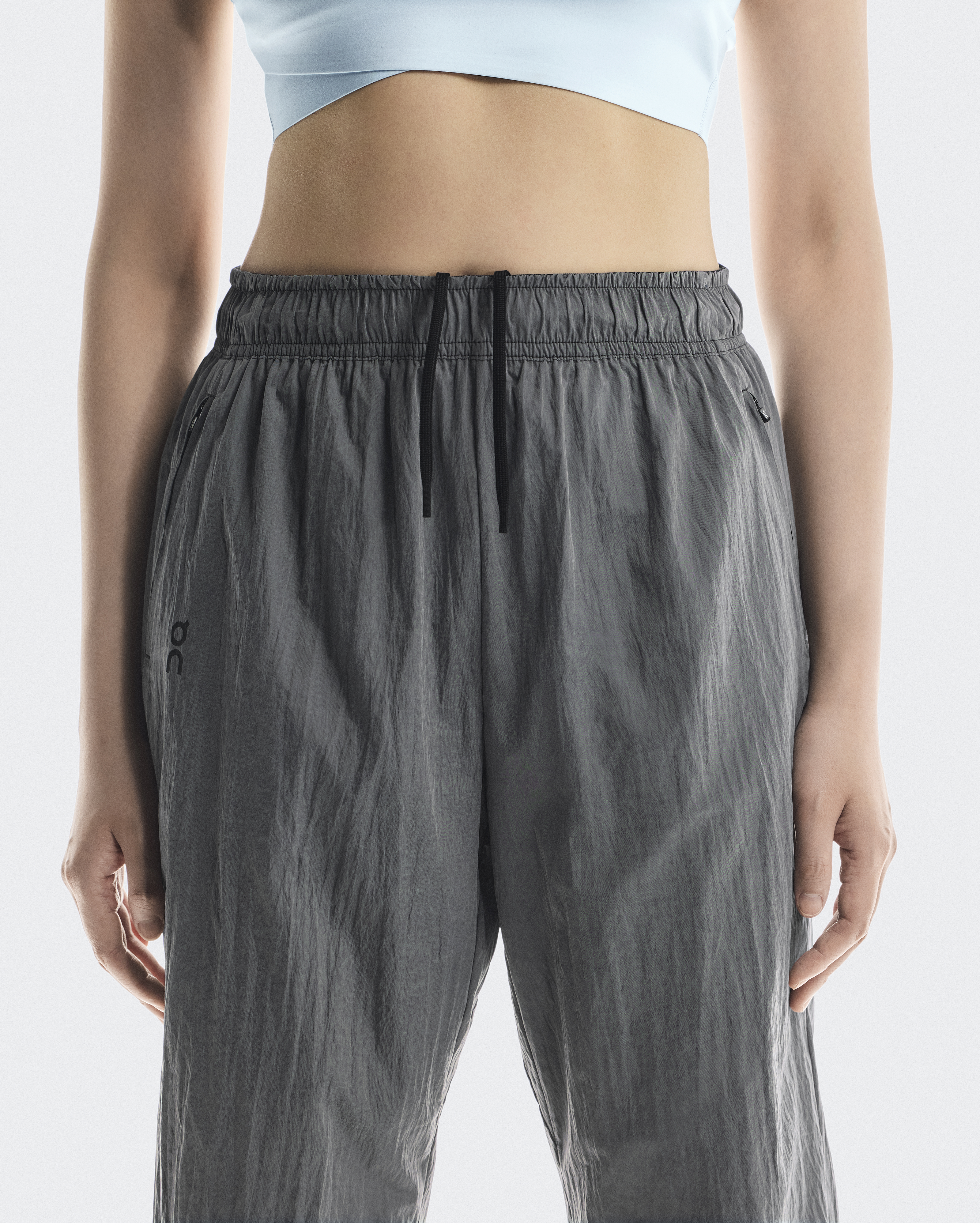 On-court pants women’s S size Women's Court Track Pants | Black & White | On United States