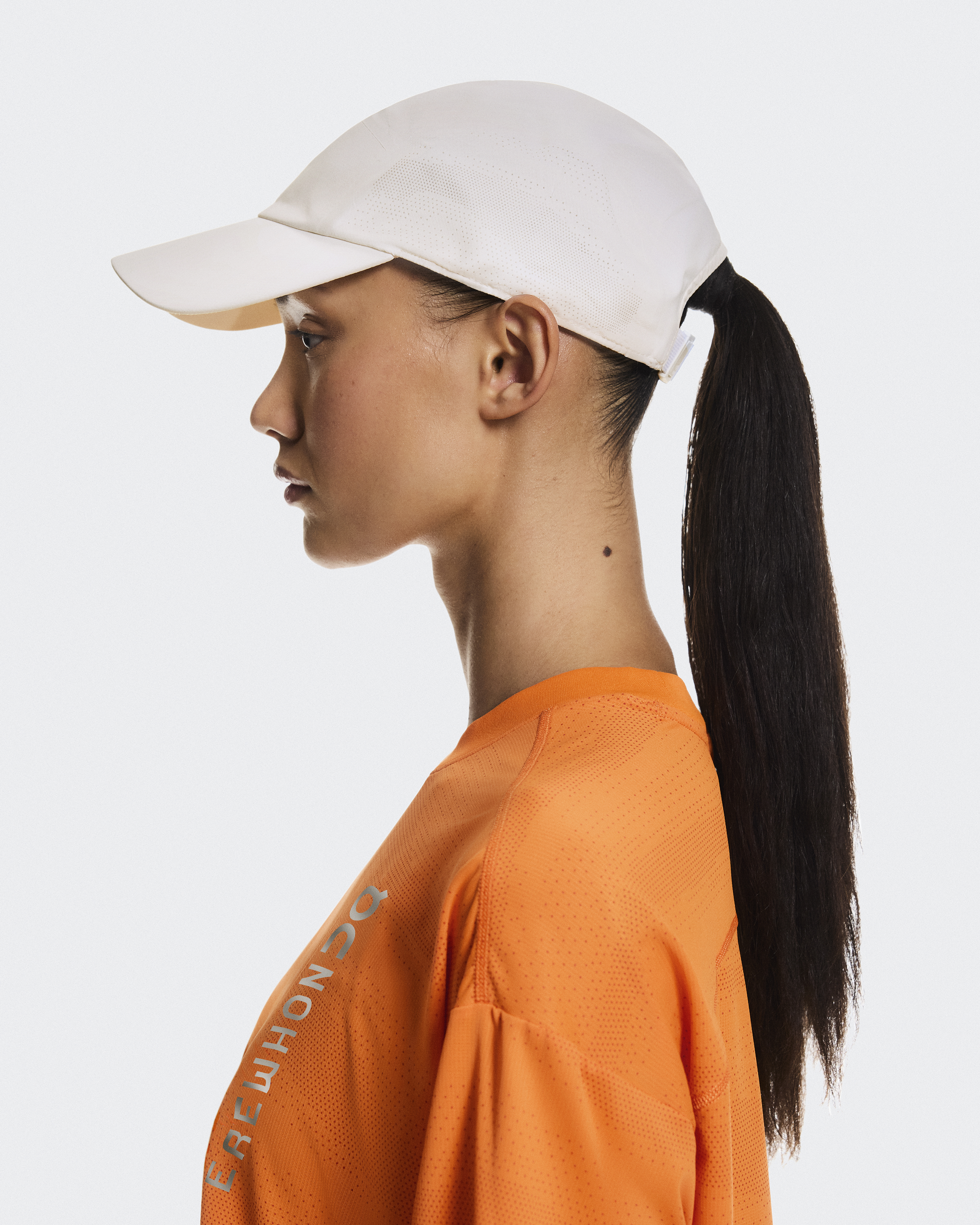 Lightweight Cap Erewhon | ベージュ | On 日本