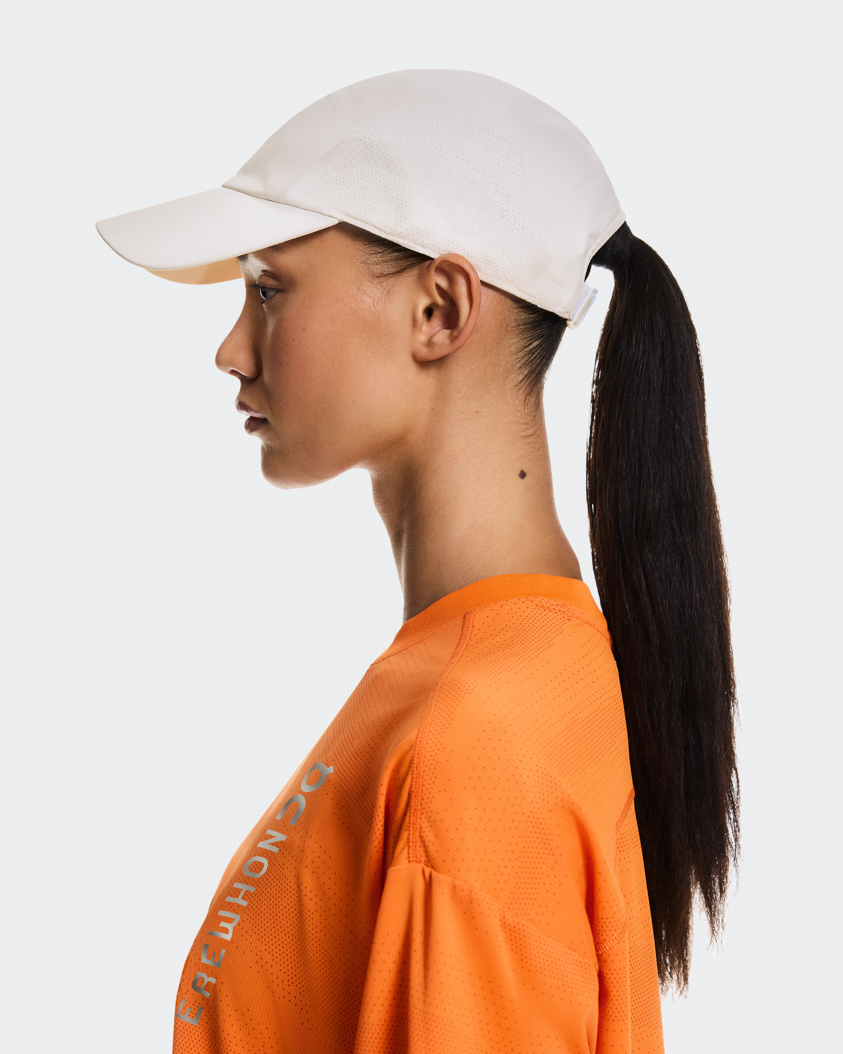 On Lightweight Cap Erewhon Ivory Unisex Headwear