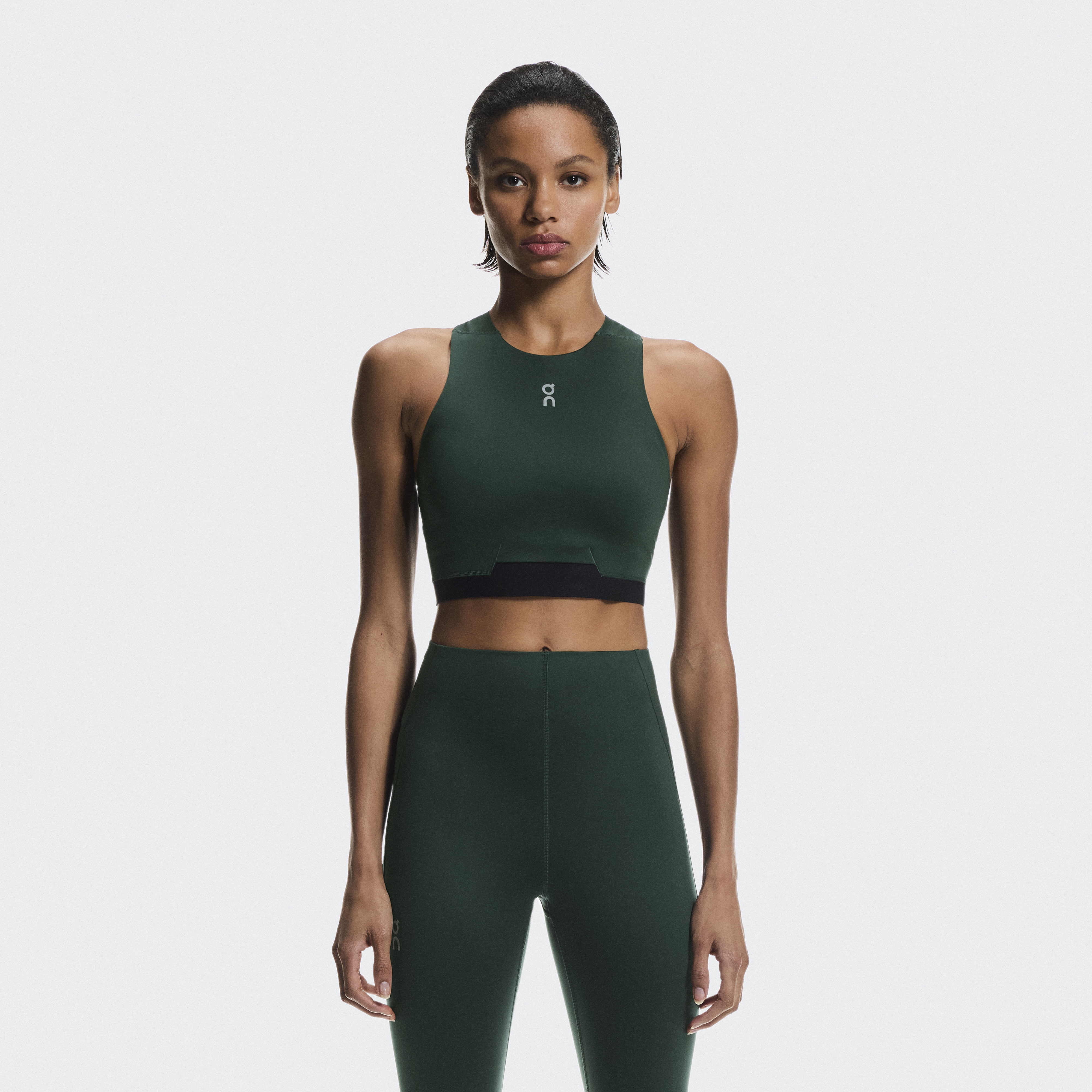 Train 2-in-1 Crop Shirt in Obsidian