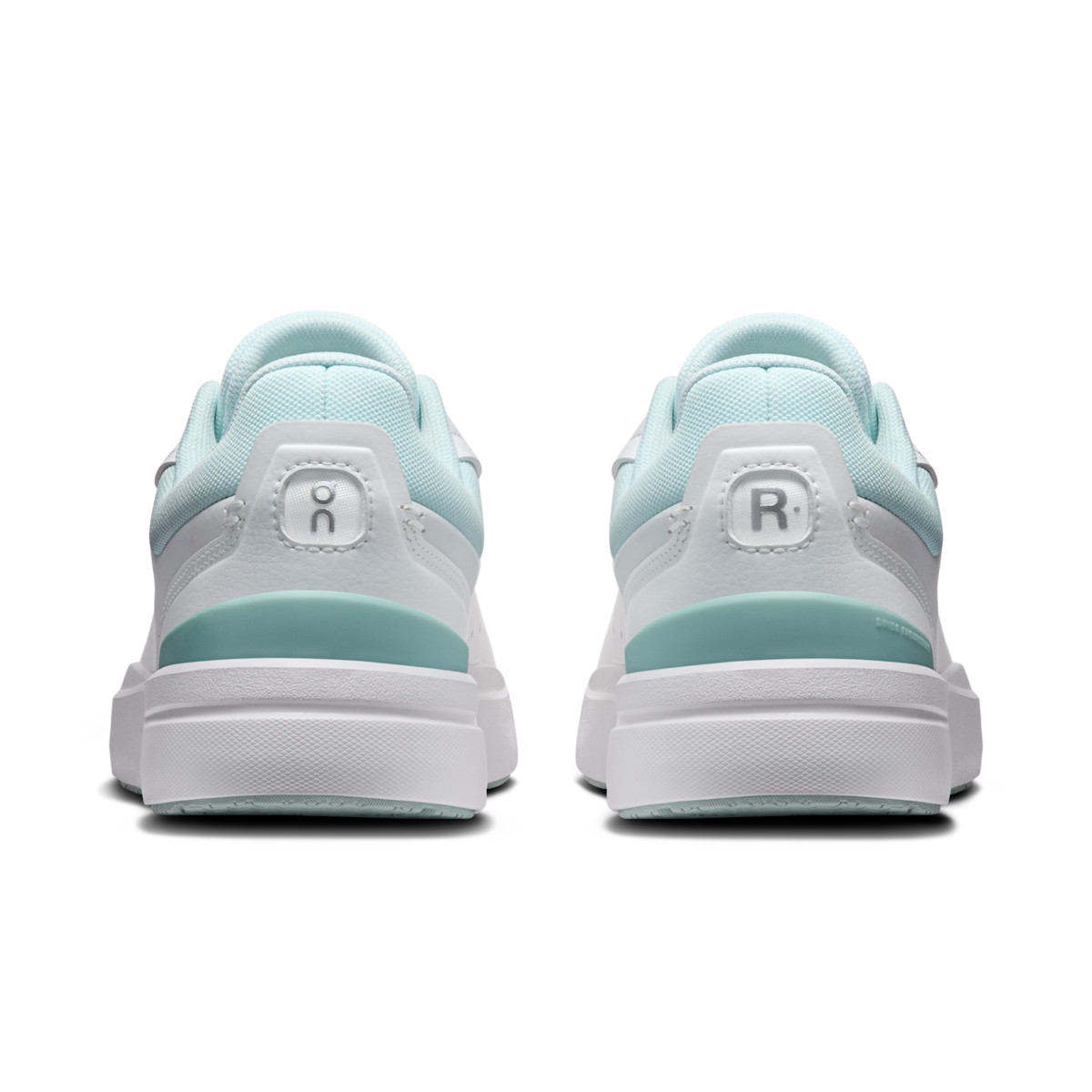 Women's THE ROGER Advantage