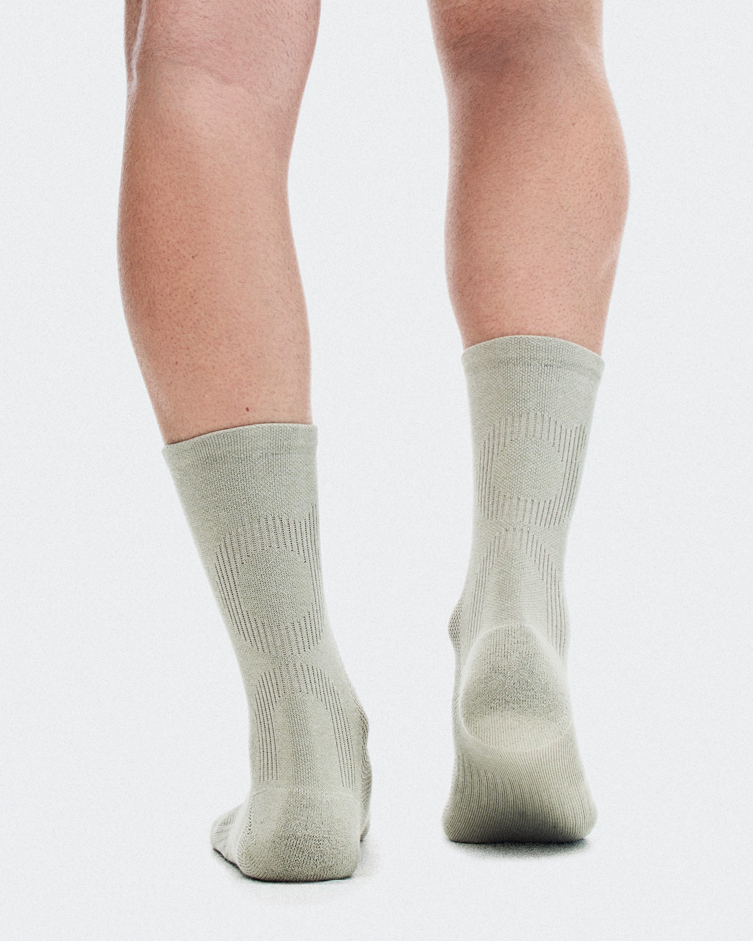 On Hybrid Sock High 2P Brume Unissex Meias