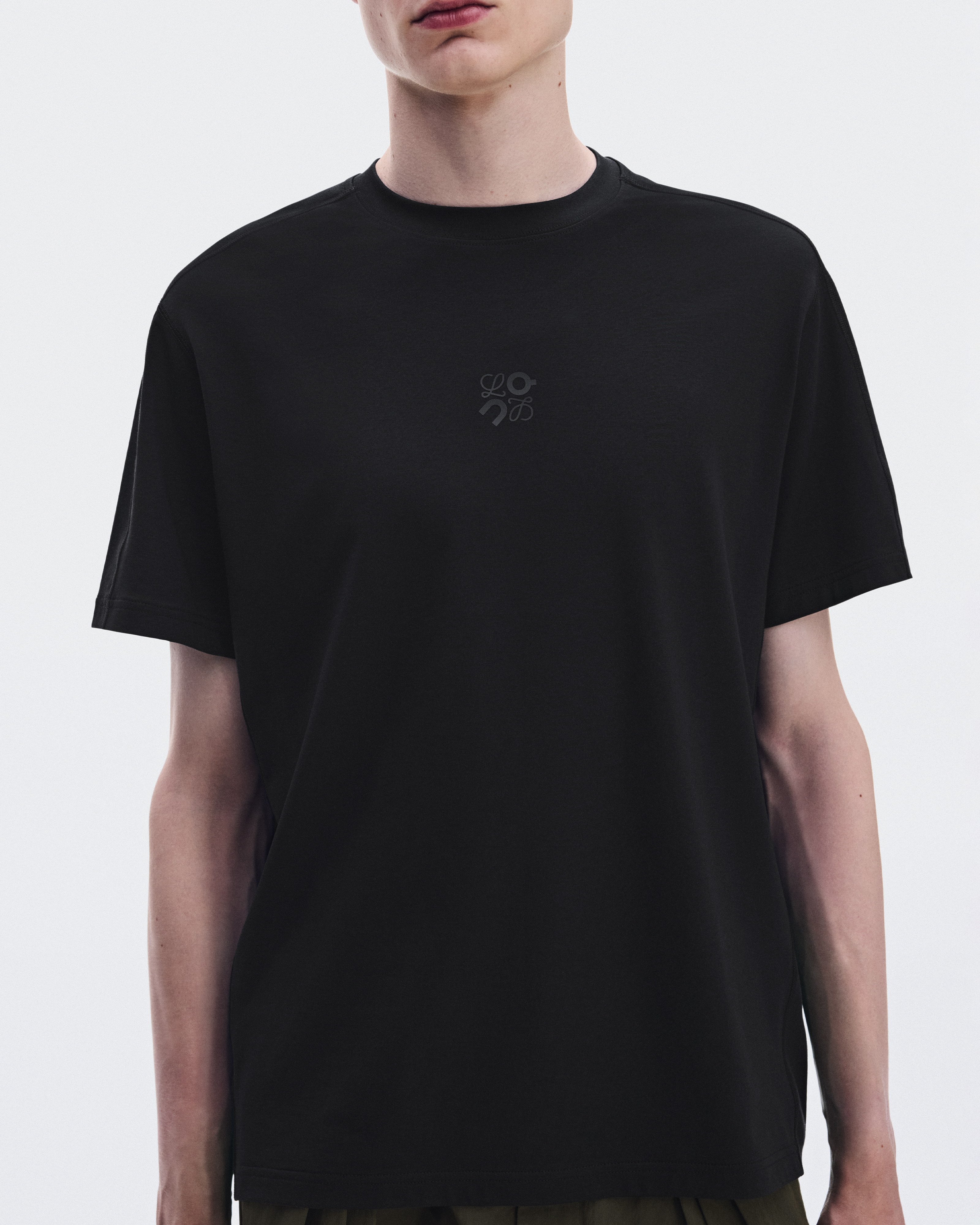 メンズ T-Shirt LOEWE | ブラック | On 日本