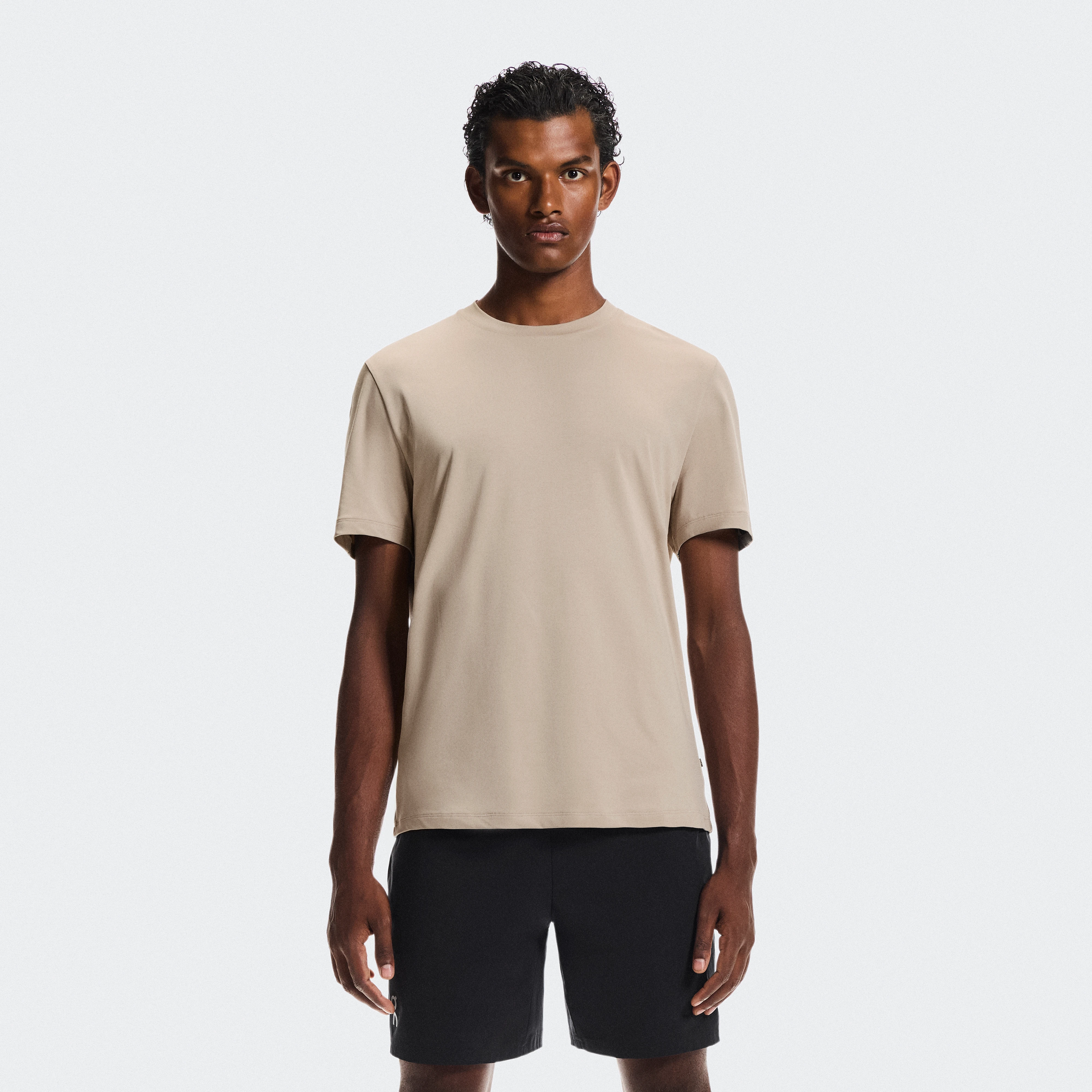 On Focus-T Bege Masculino Masculino – Treinos de baixa intensidade, uso diário Partes de cima e camisetas