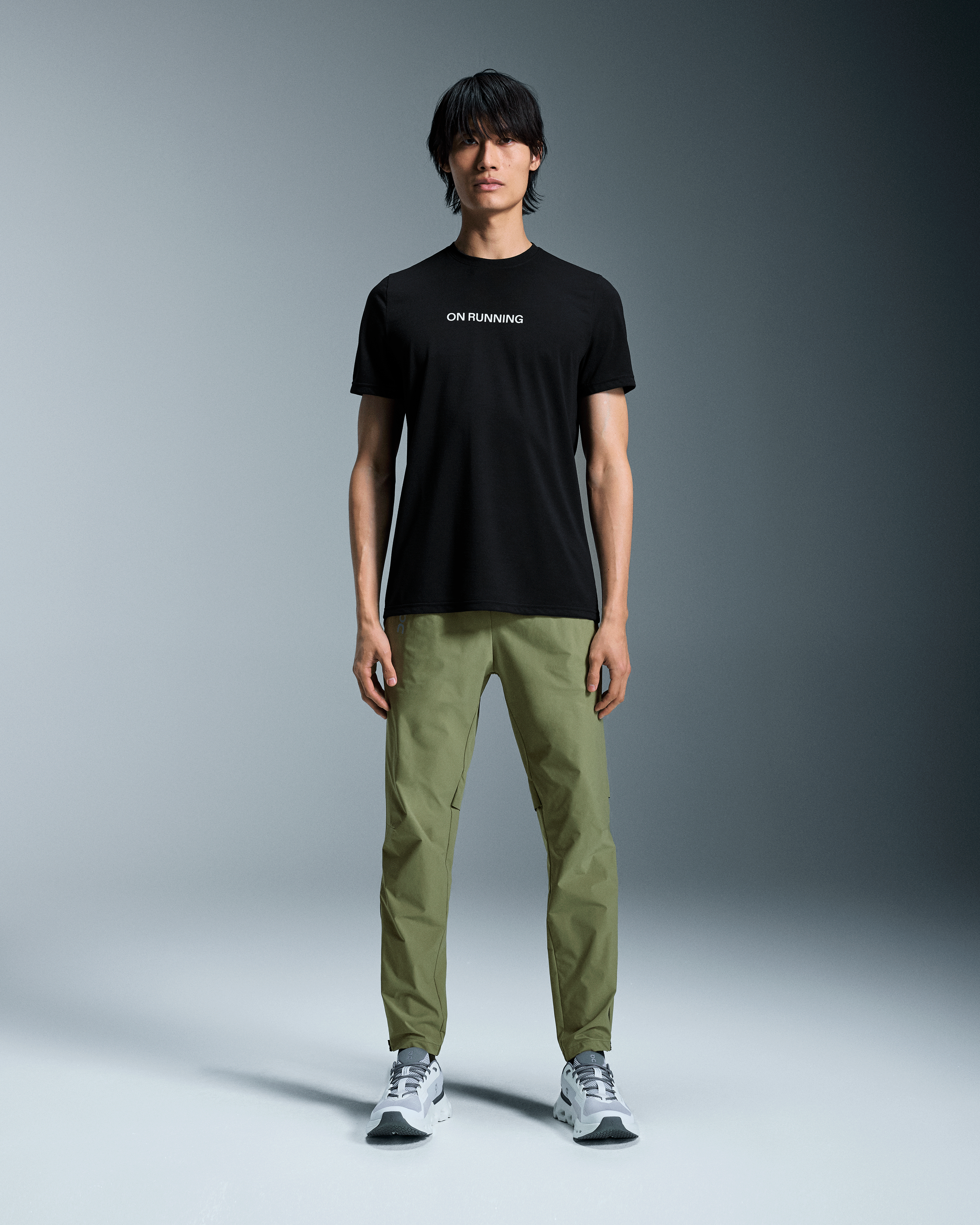 On Run-T Short-Sleeve Shirt in Black