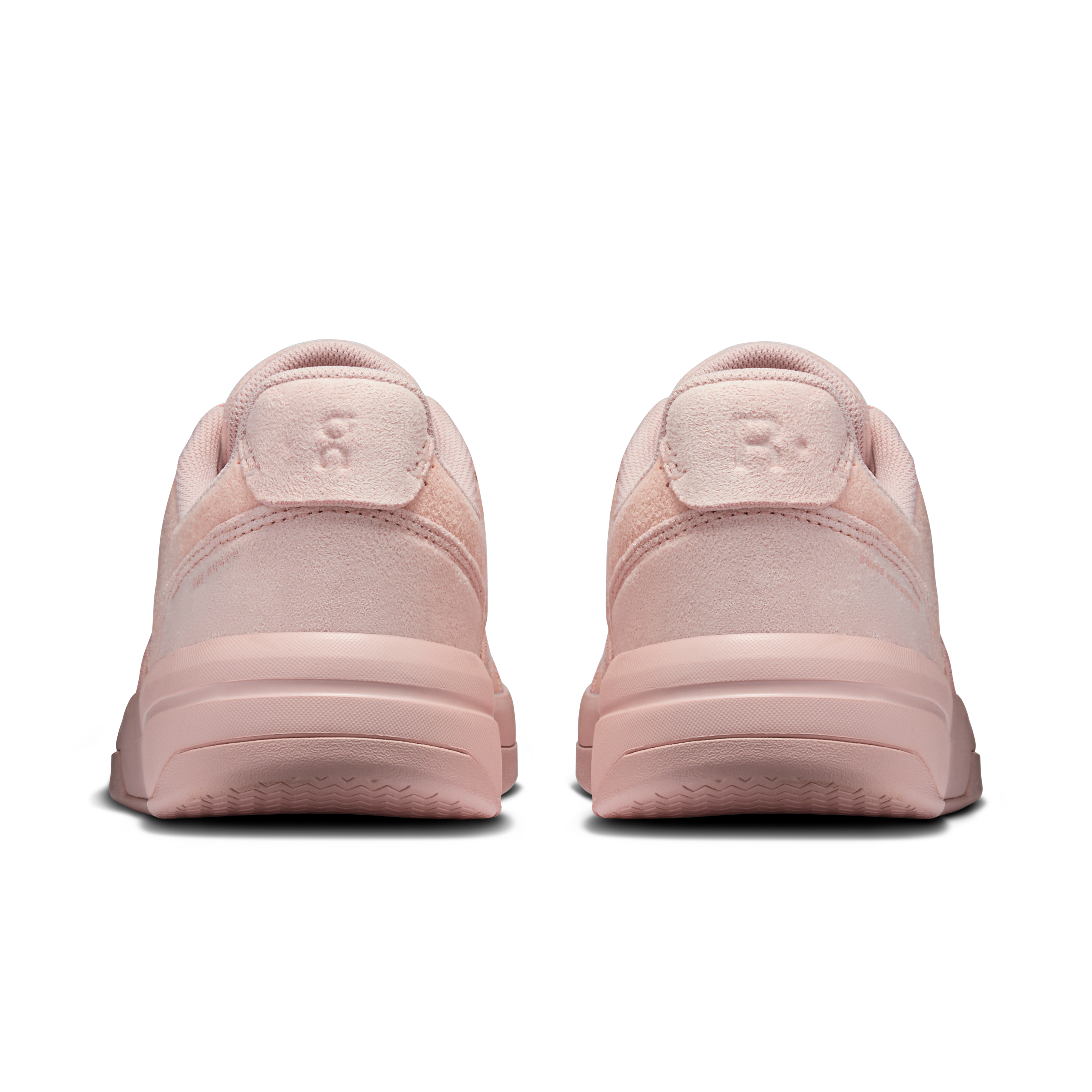 On THE ROGER Clubhouse Ace Doe & Doe Women Tennis Shoes