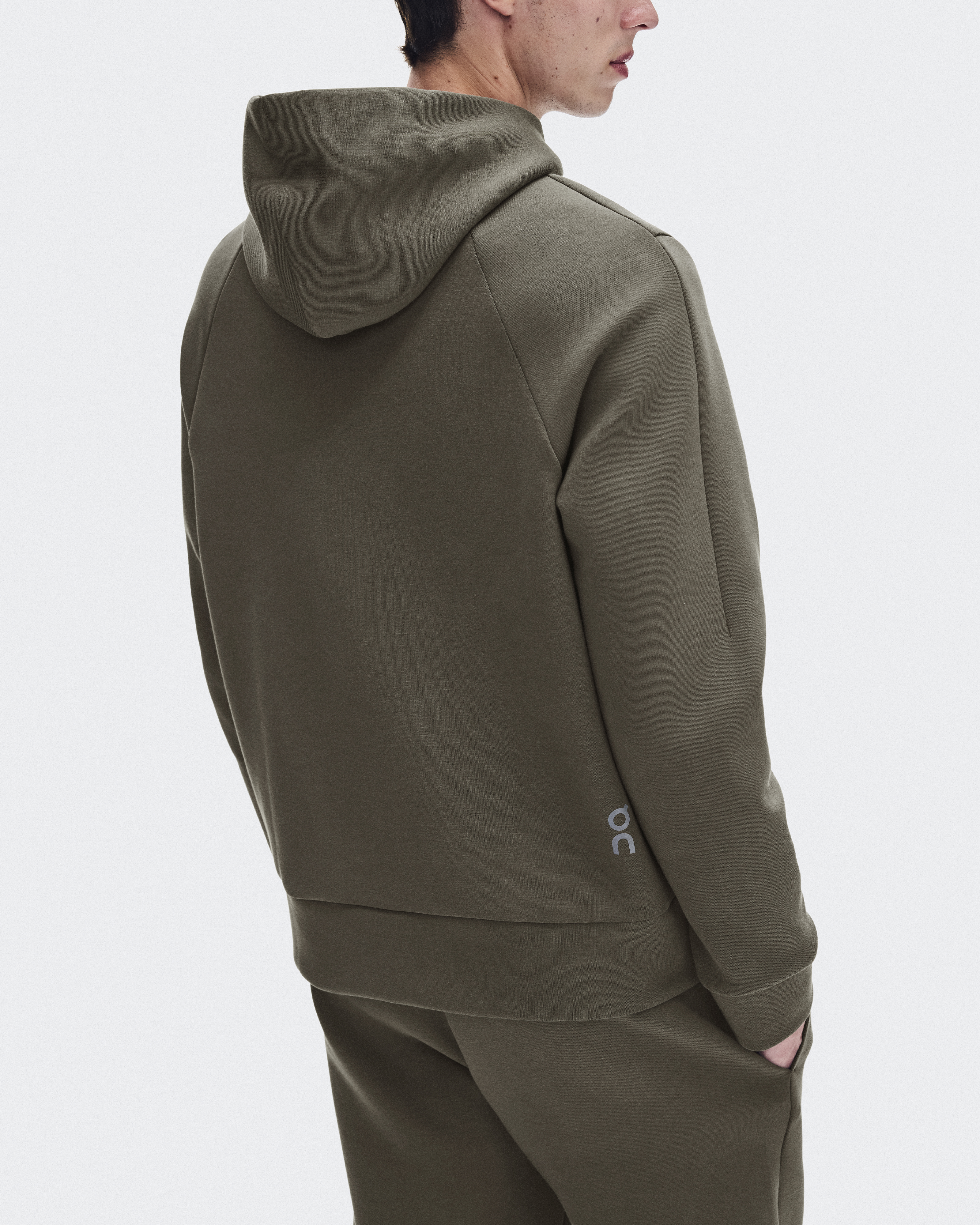 Men's Focus Tech Hoodie | On Singapore