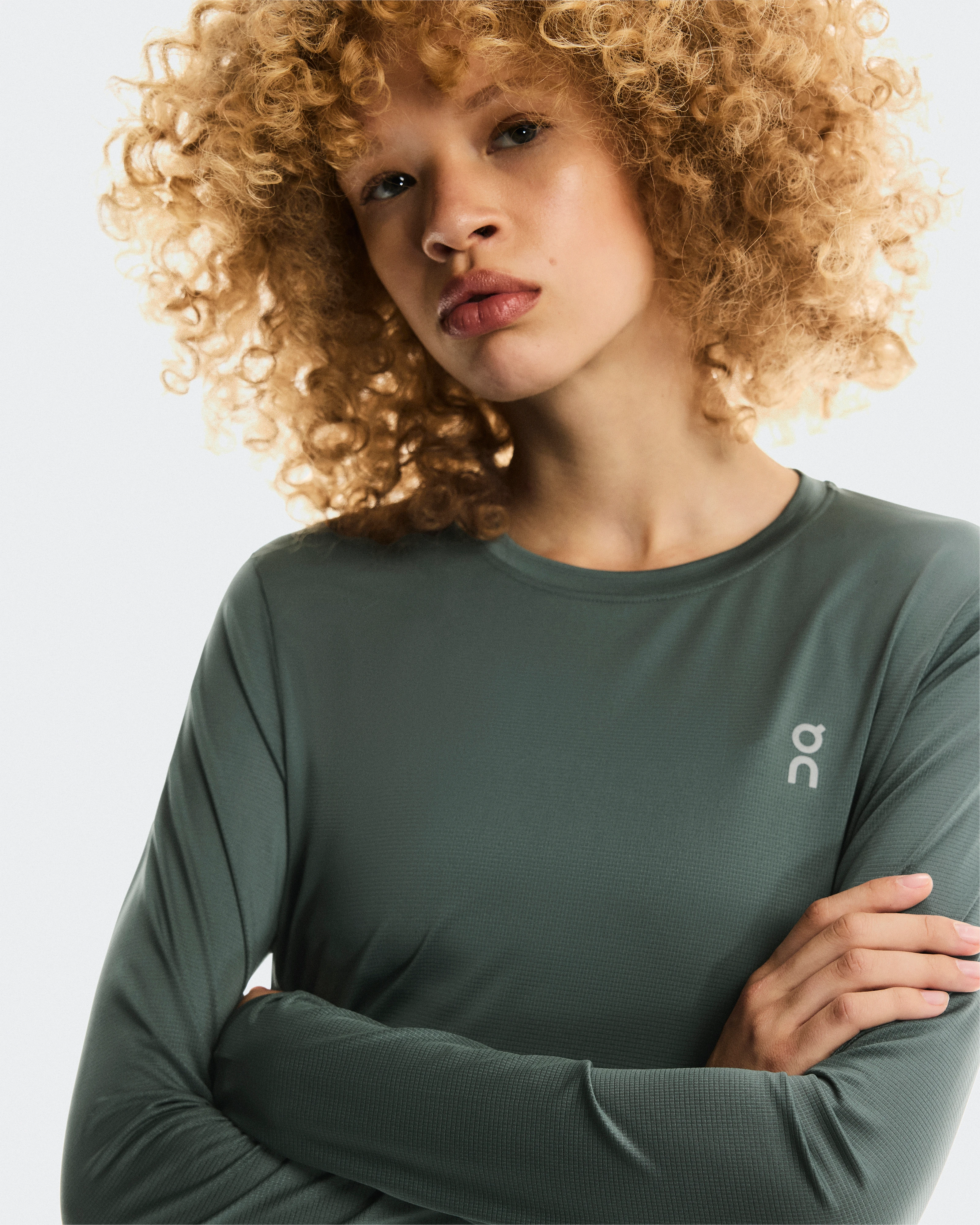 On Core Long-T Olive Women Tops and t-shirts