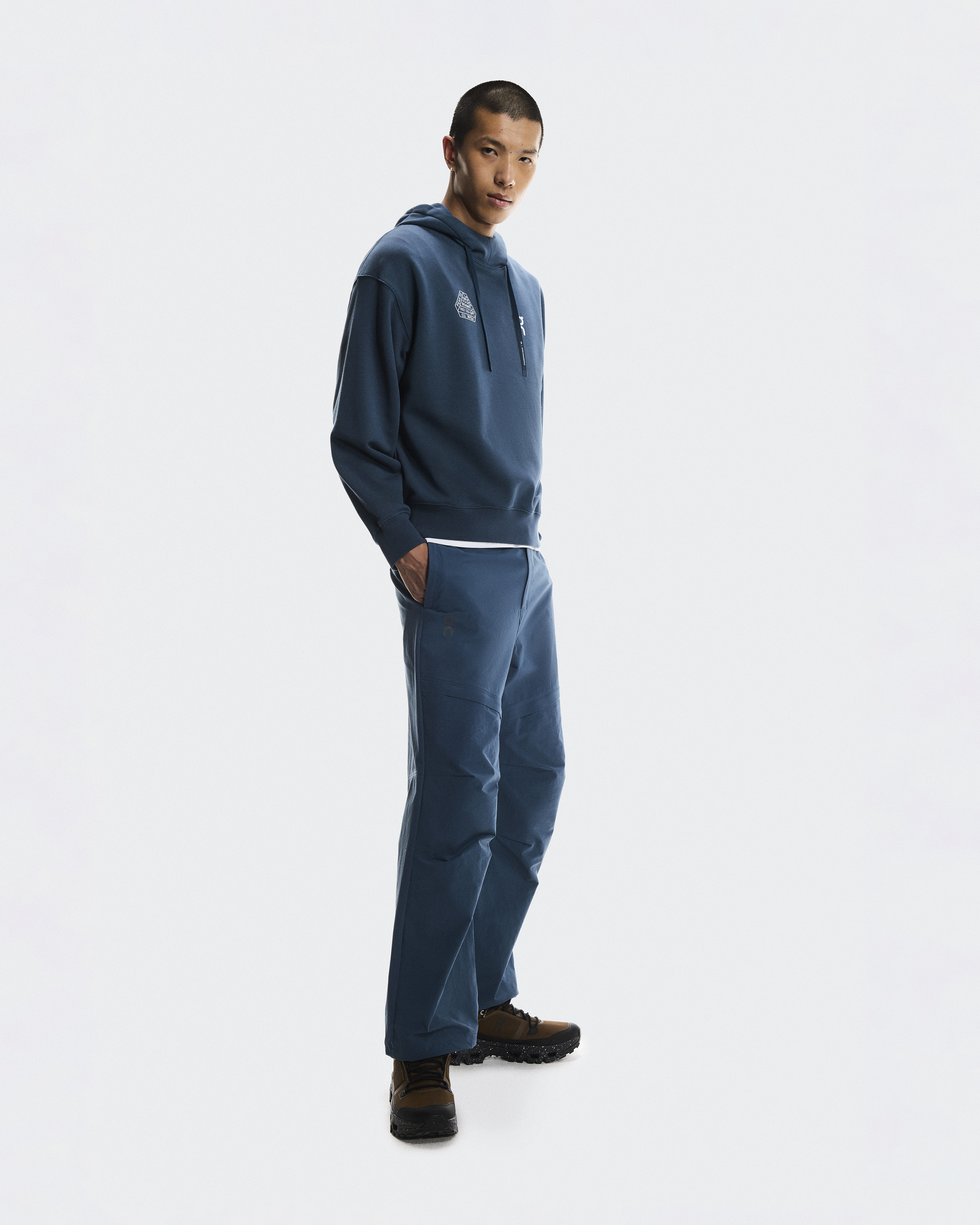 Men's Trek Pants BEAMS REI | Blue | On United Kingdom
