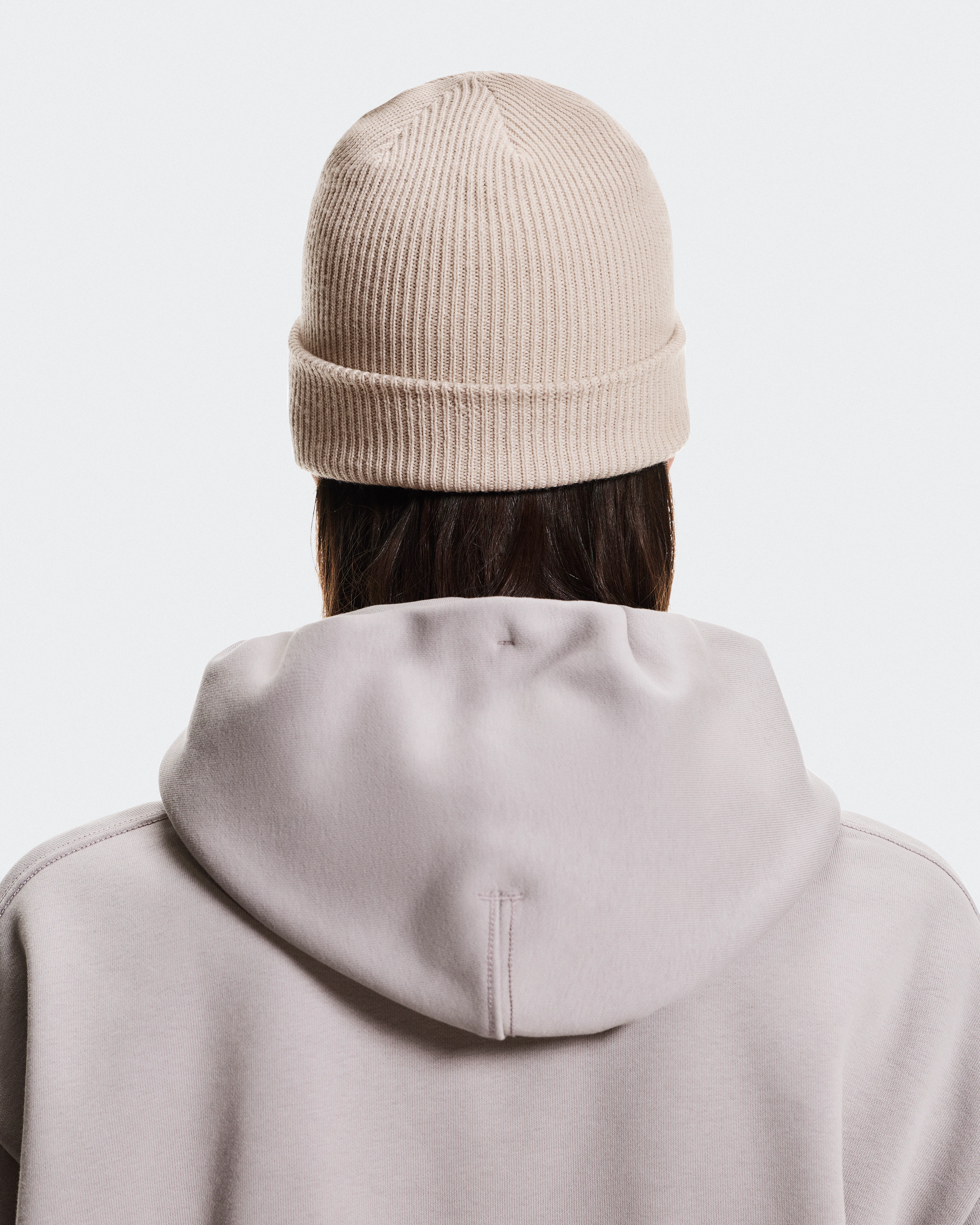 On Merino Beanie Oat Unisex Headwear