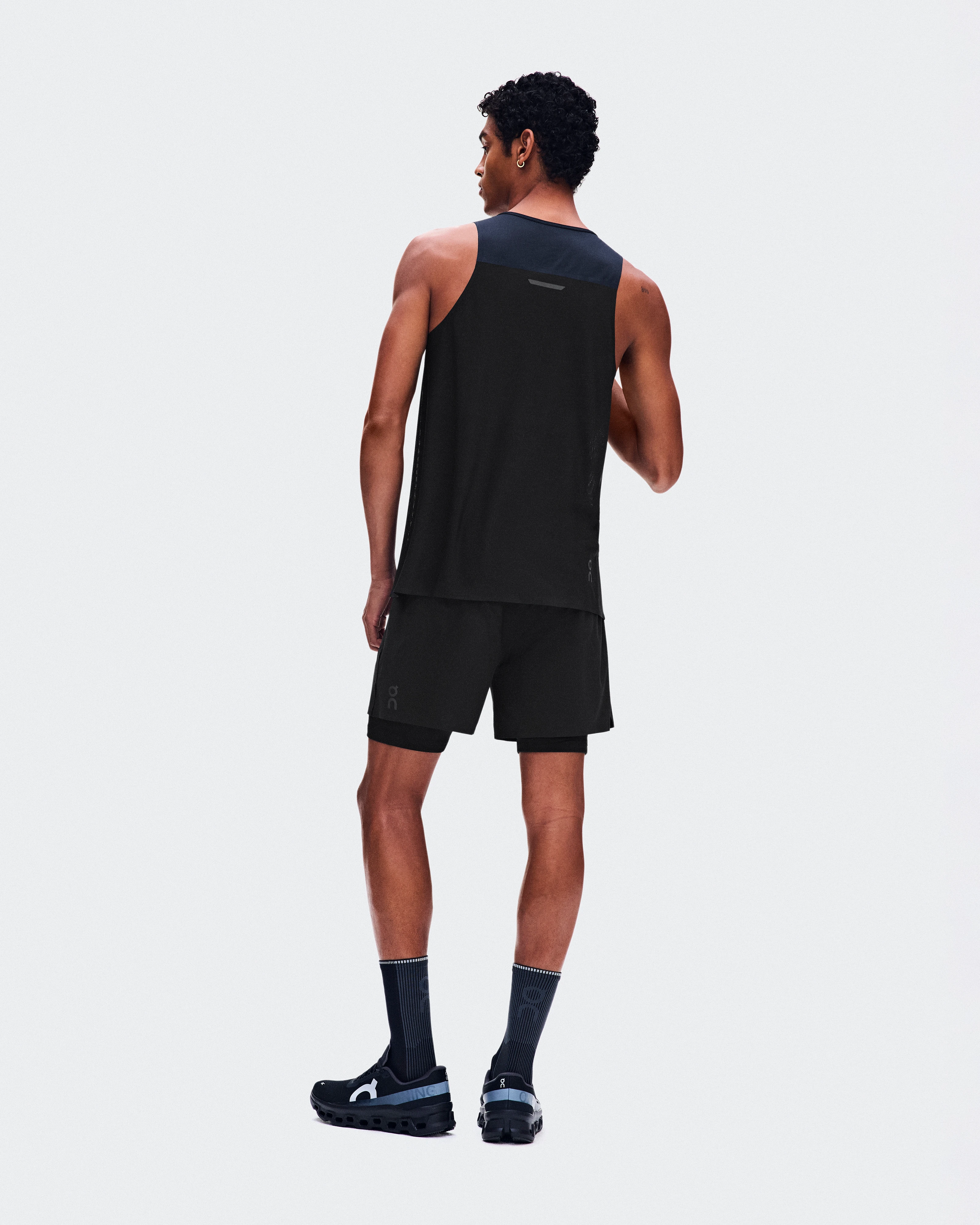 On Performance Tank Navy & Black Masculino Partes de cima e camisetas