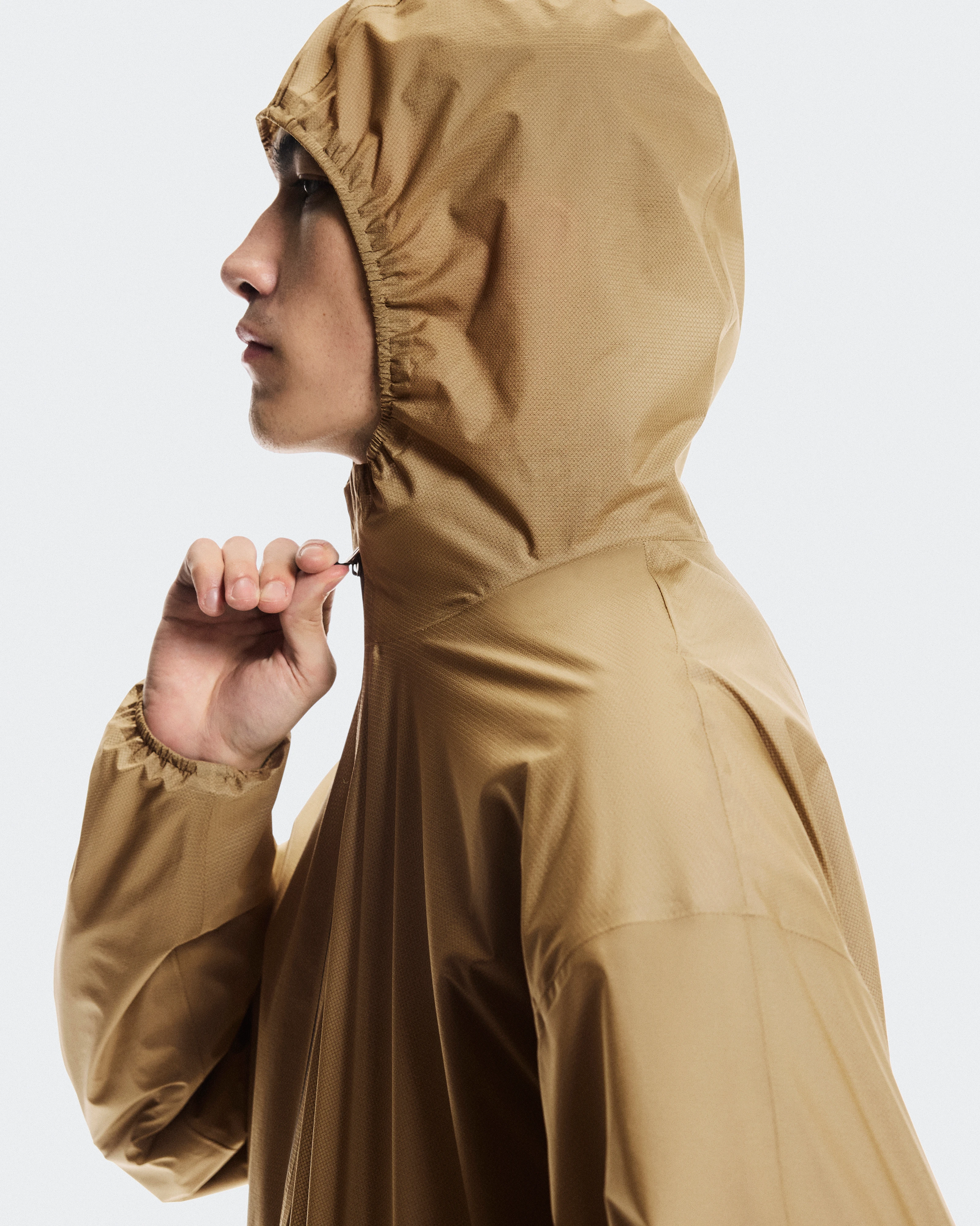 On Explore Lightweight Waterproof Jacket Chai メンズ ジャケット