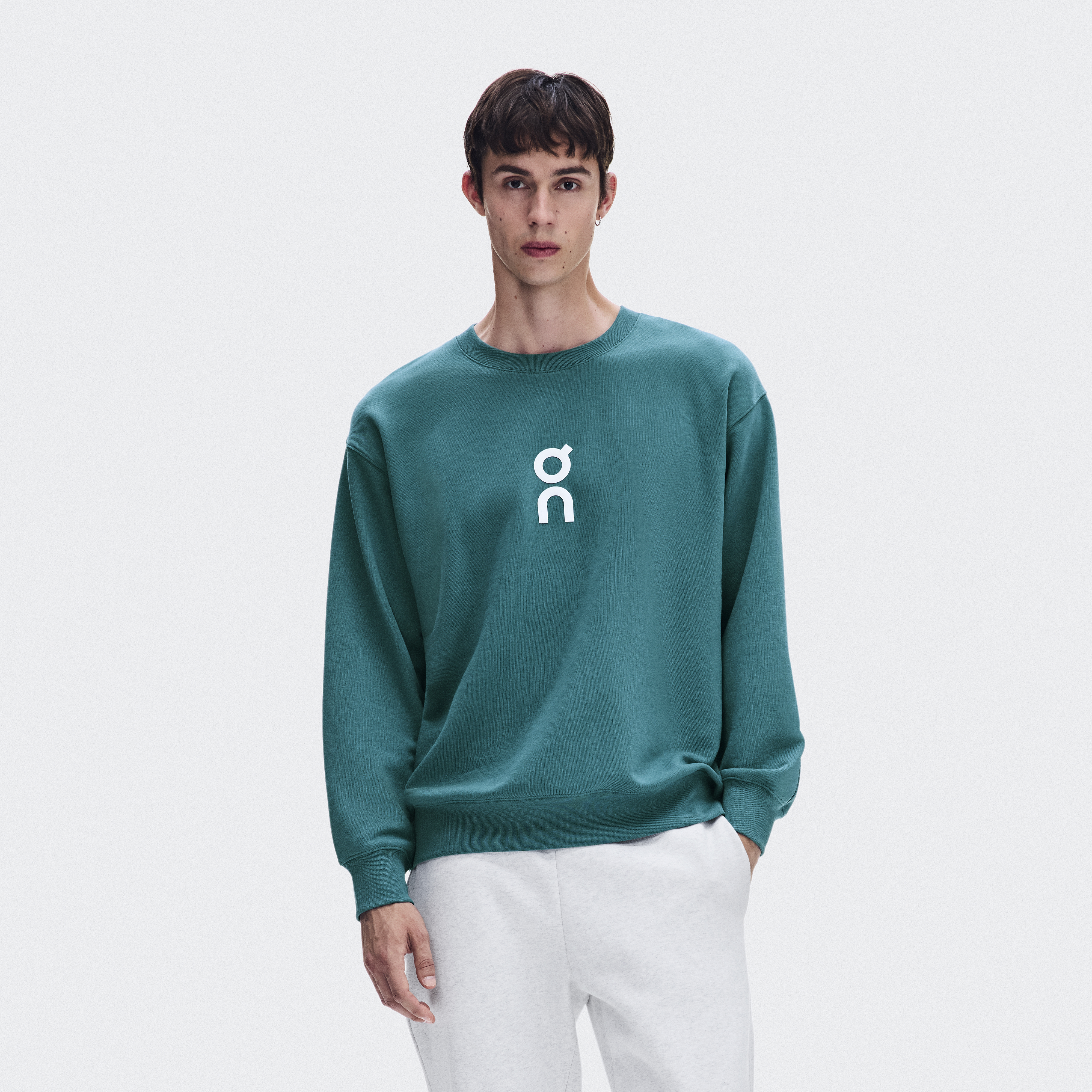 Club Crew Sweater in Storm