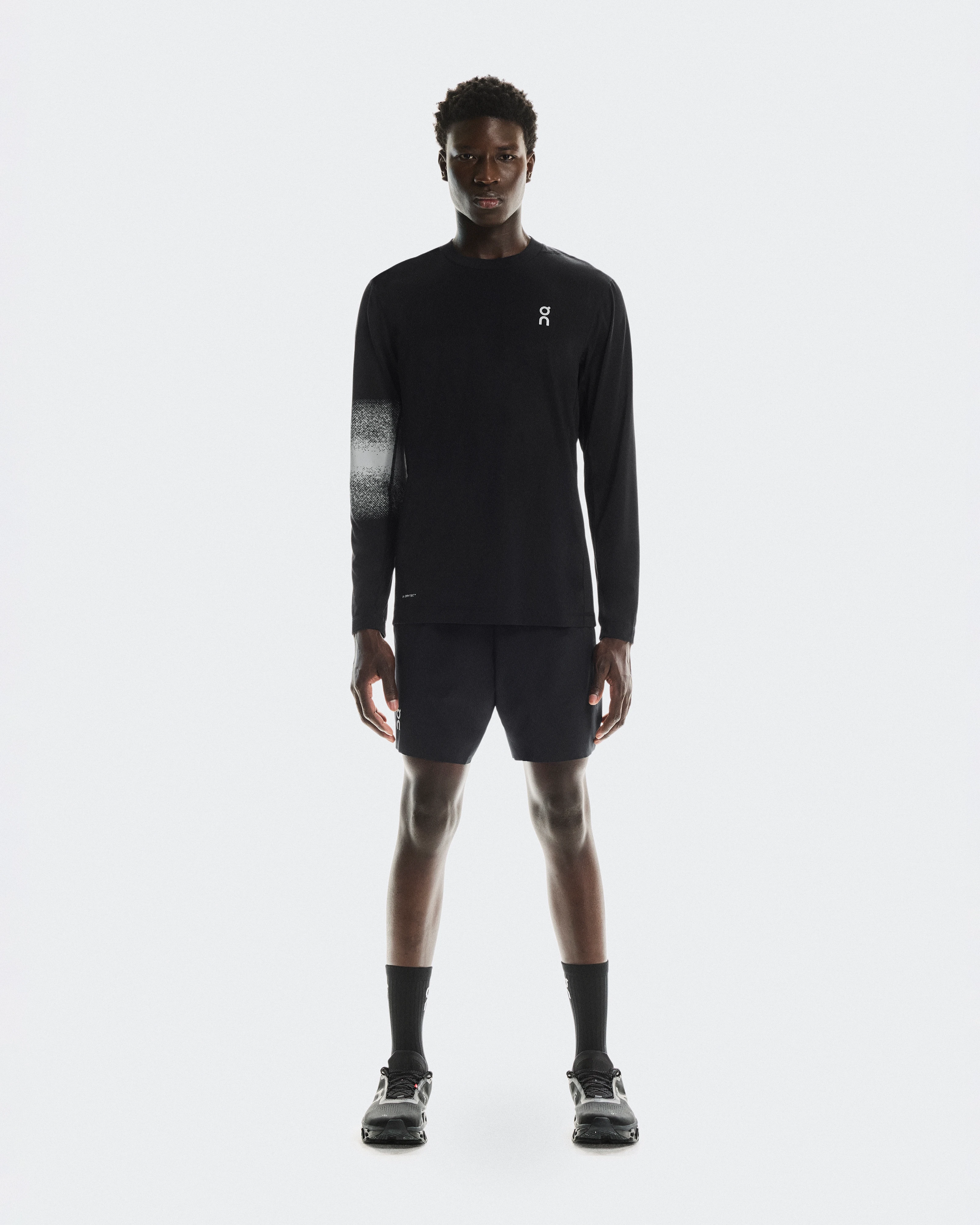On Train Long-T Graphic Black Men Tops and t-shirts