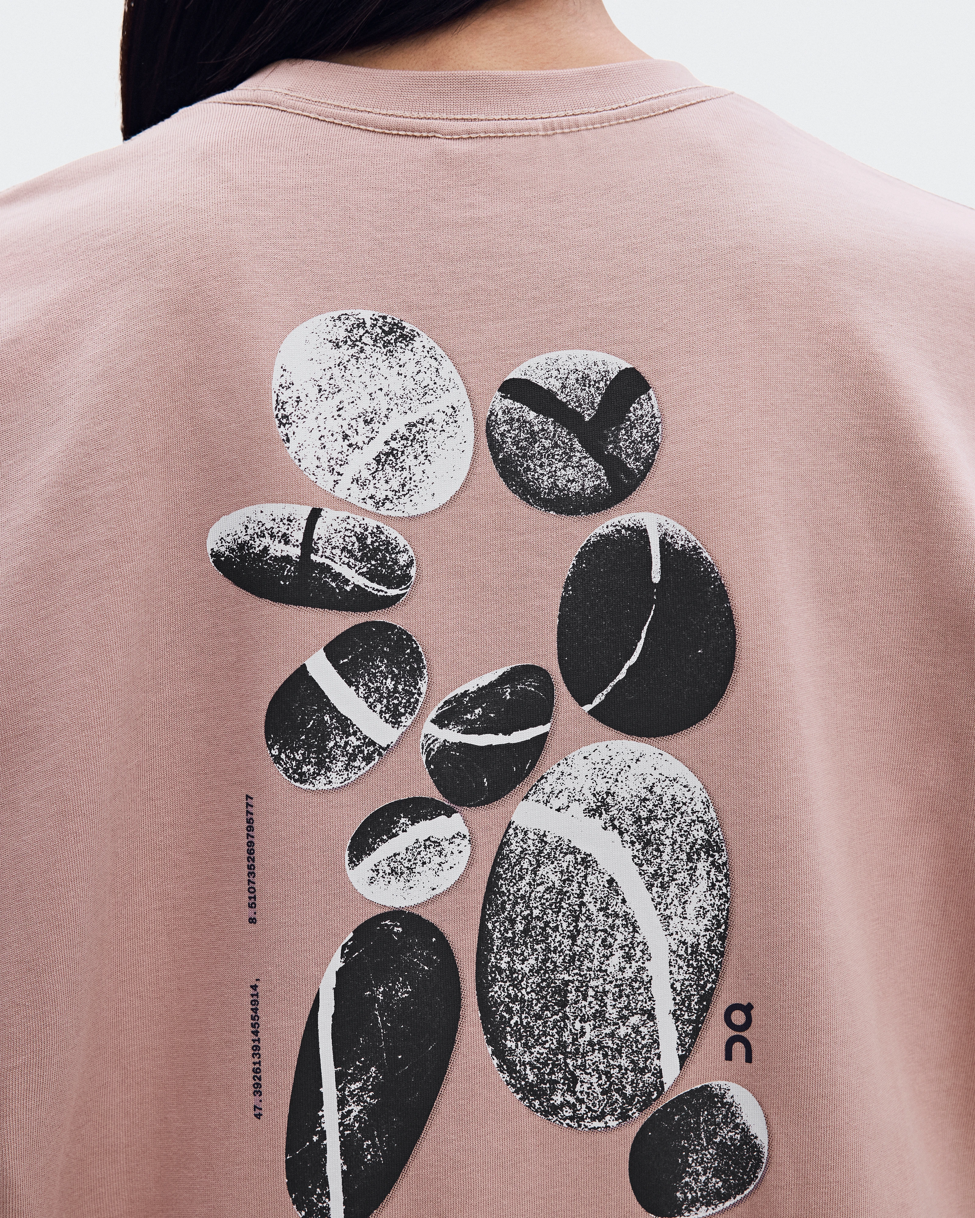 On Club Collective-T Ascent Biscuit Women Tops and t-shirts