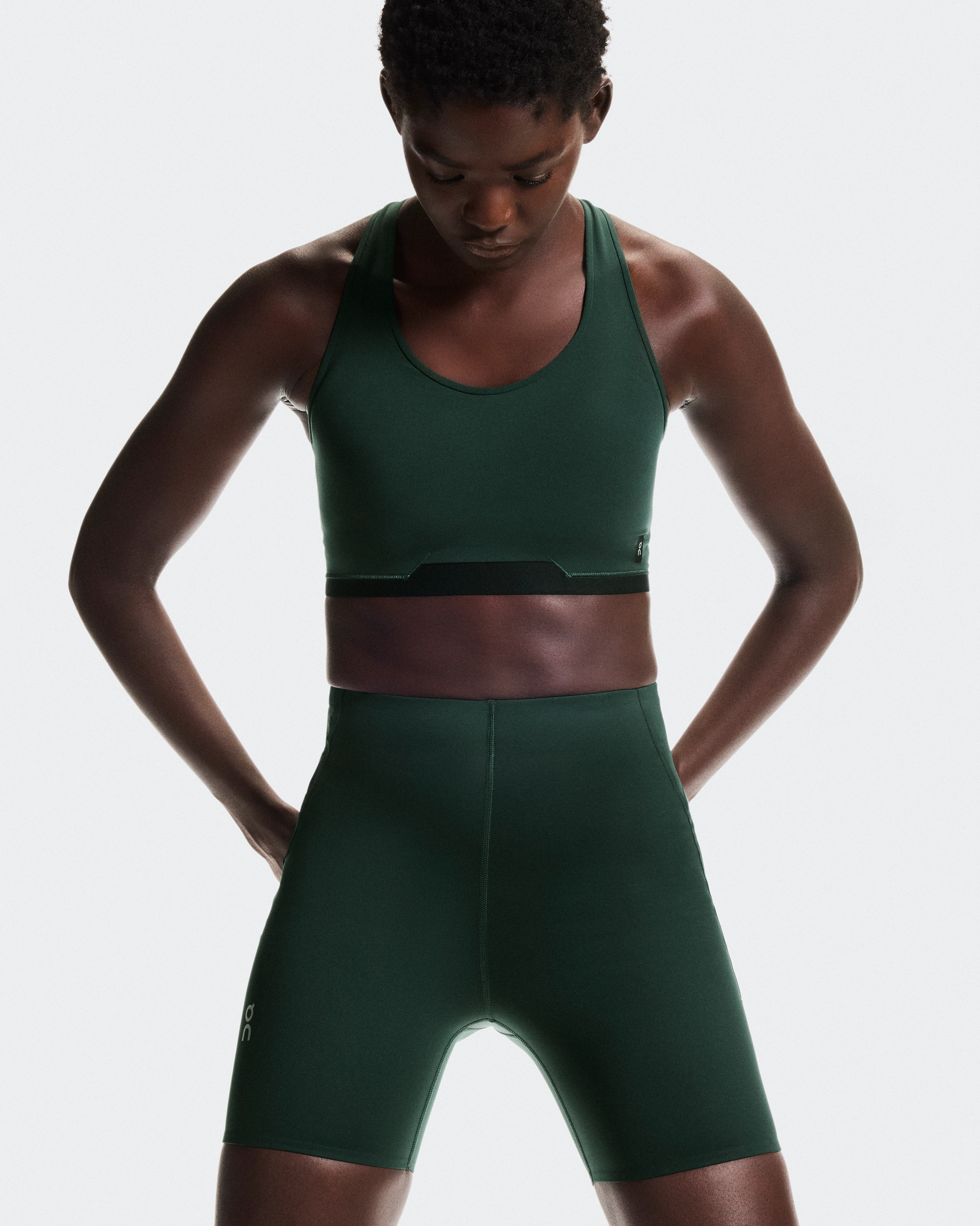 On Train Tights Short Obsidian Women Tights