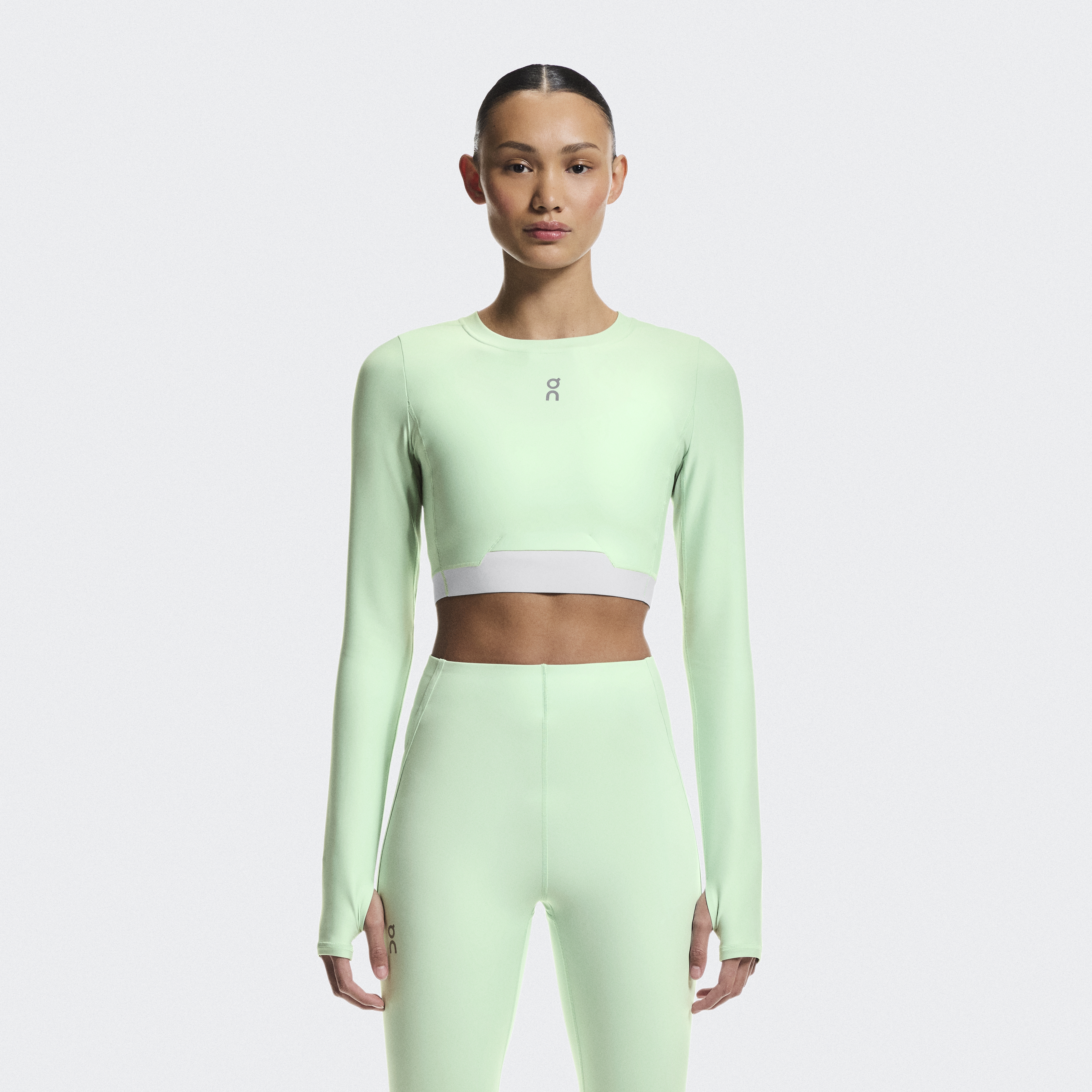 Train Long Sleeve Crop Long-Sleeve Shirt in Creek