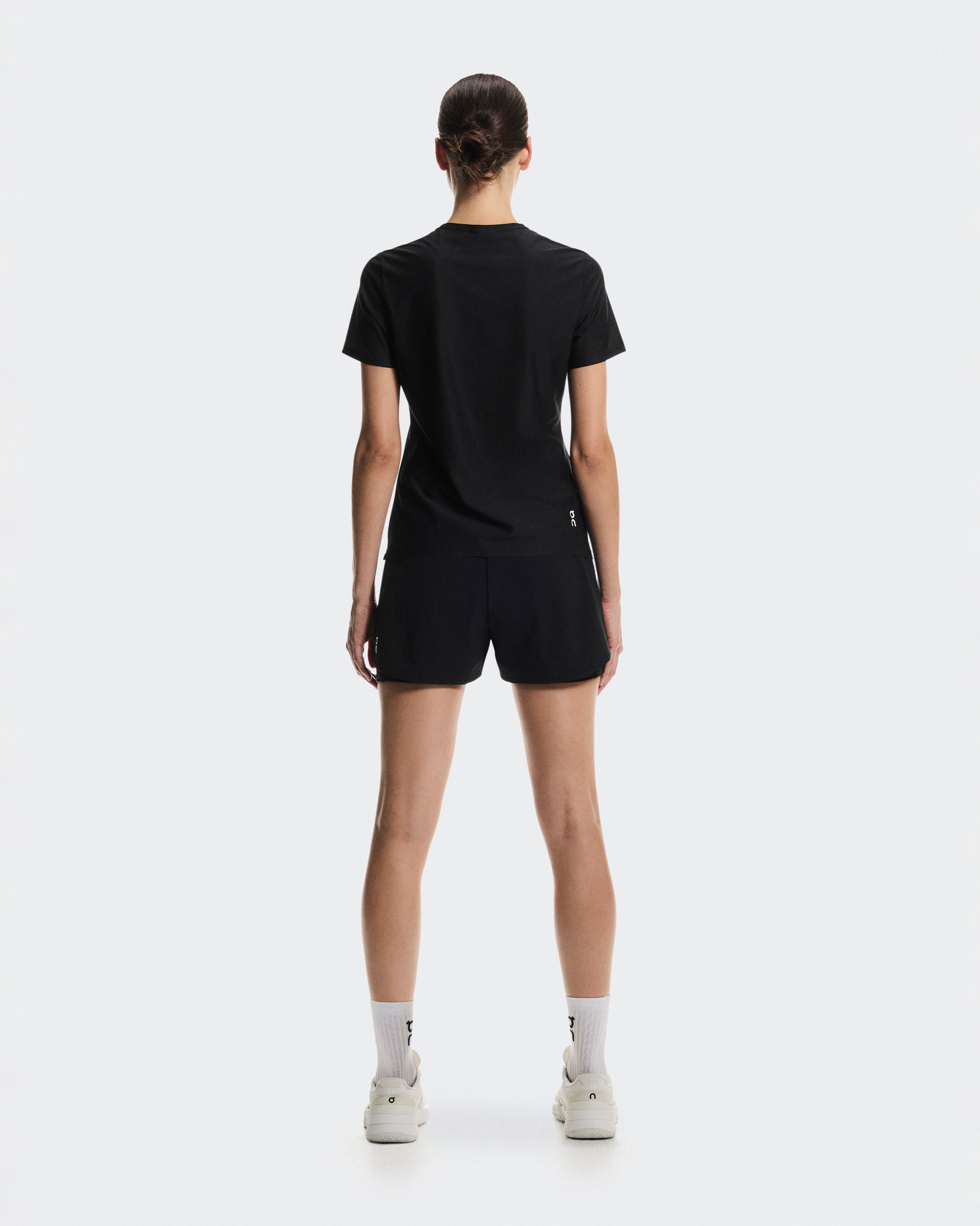 Court-TWomen / Black / L