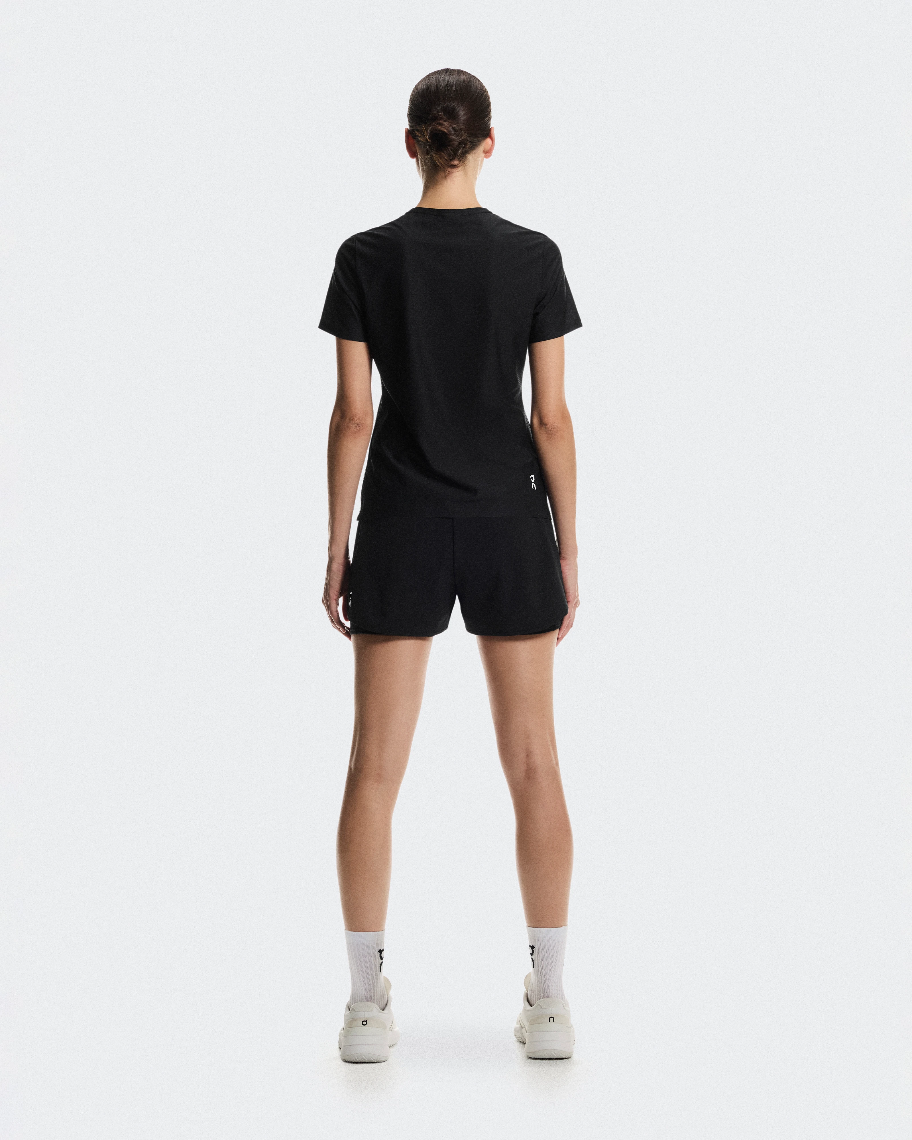 On Court-T Black Femme Hauts et t-shirts