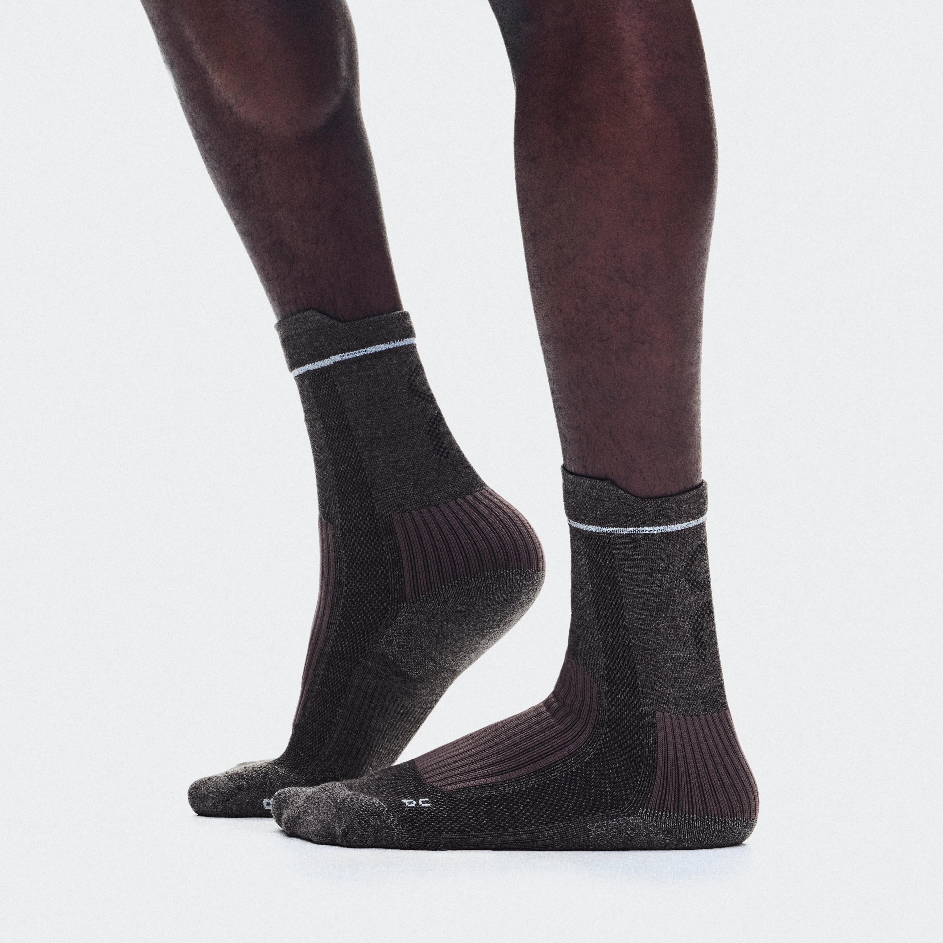 On Merino Ultra Sock Mulberry Unisex – Trail running, zonal cushioning, anti-slip Socks