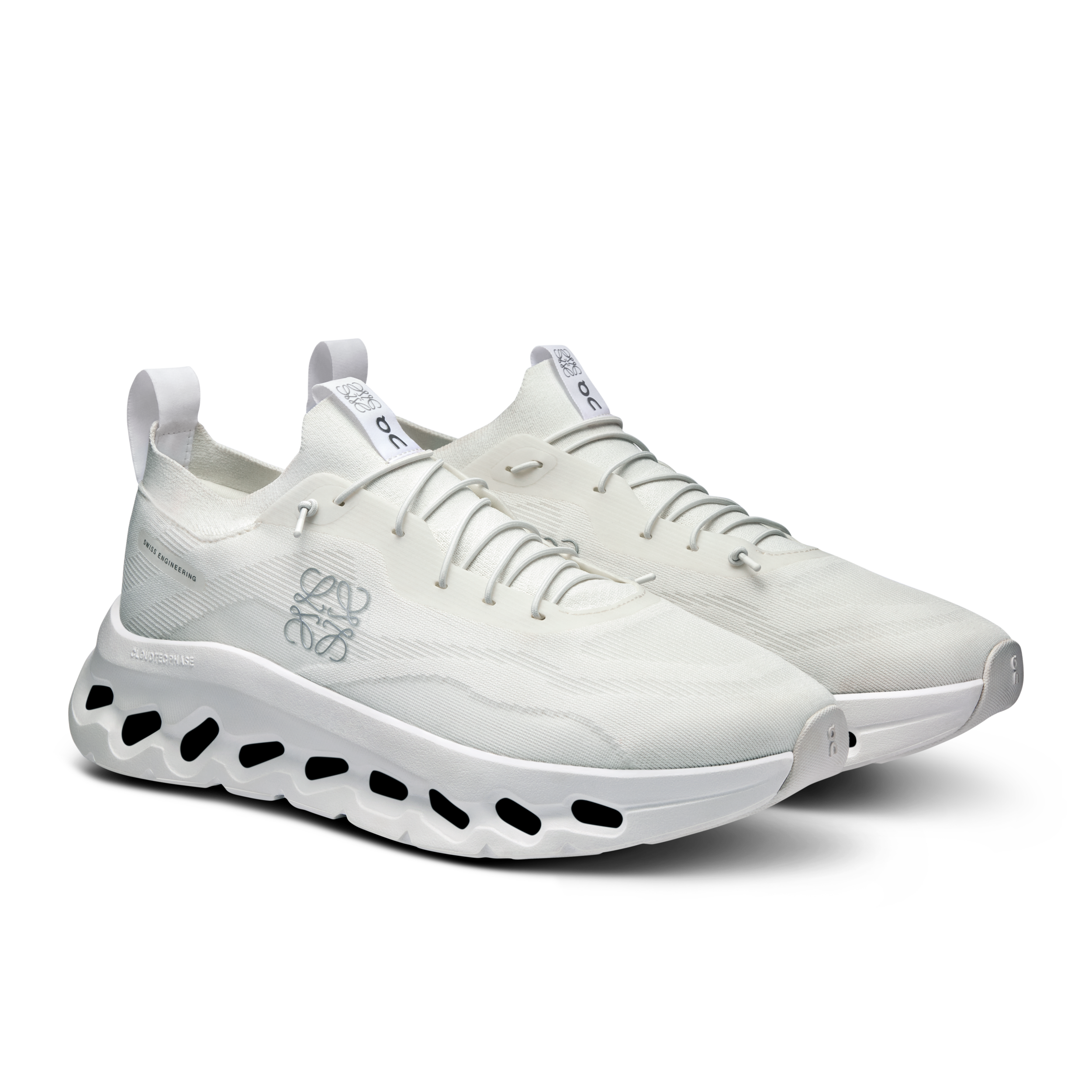 Men's Cloudtilt LOEWE | All White | On Canada