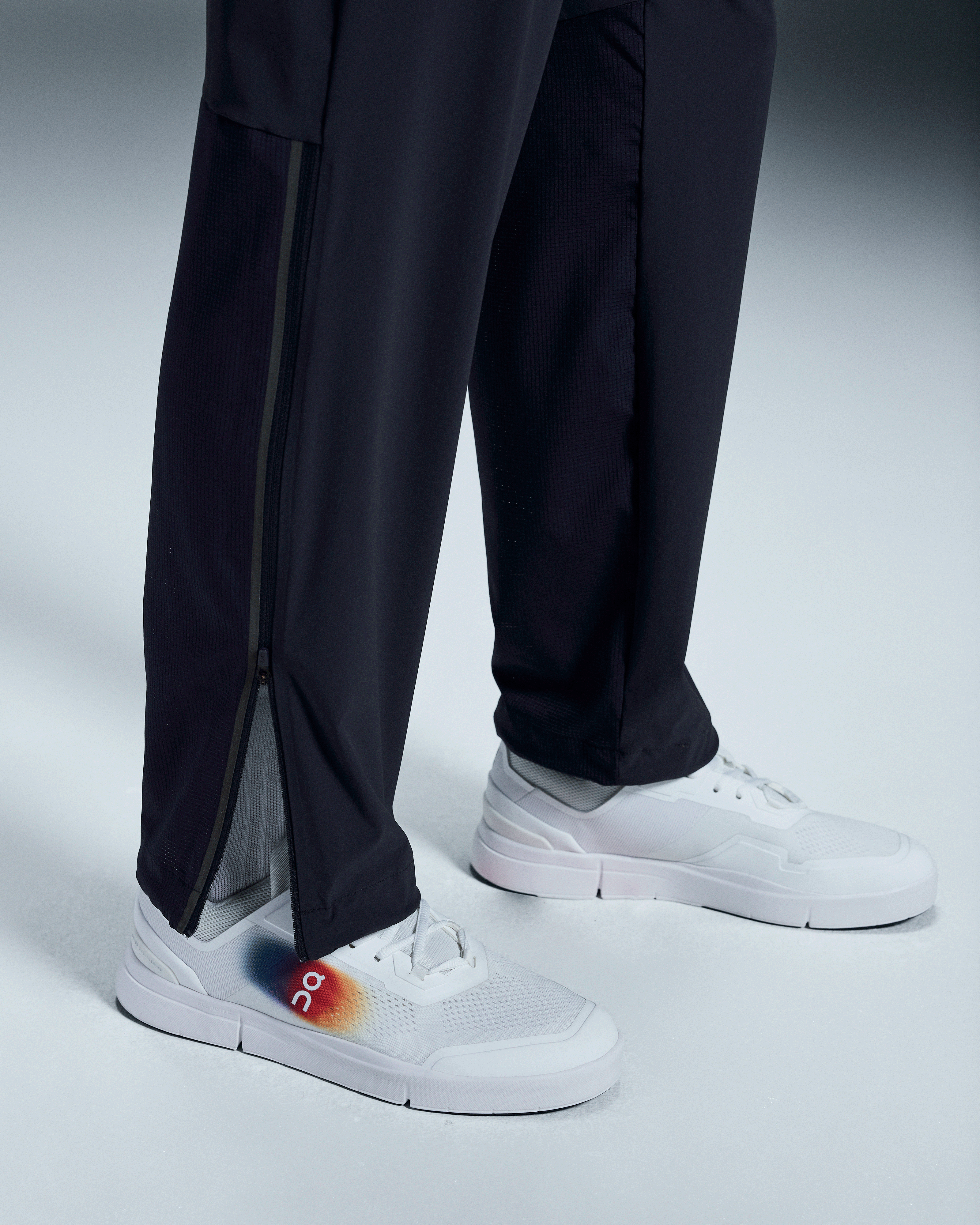On Swiss Olympic Track Pants Ink Men Pants