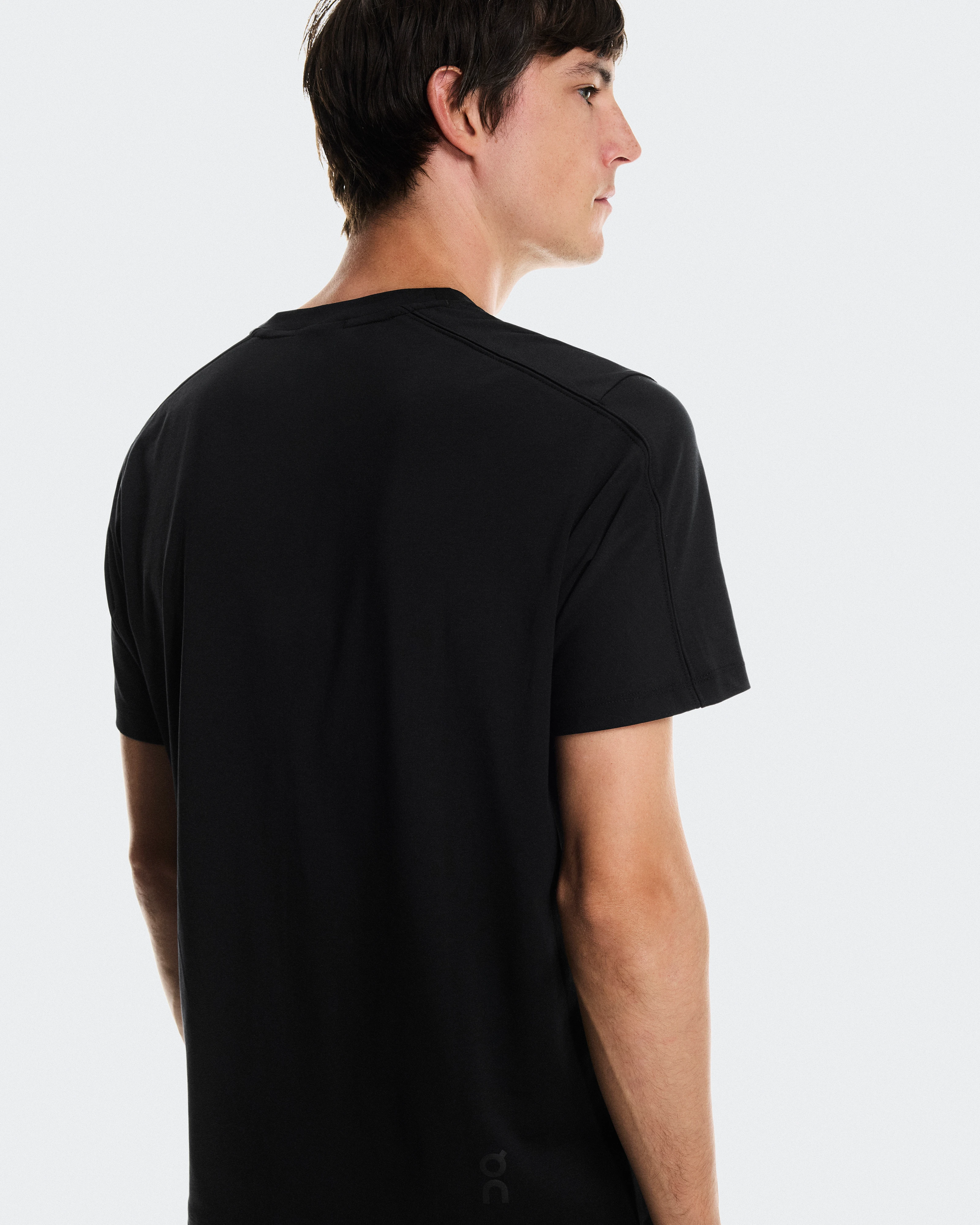 On Focus-T Black Men Tops and t-shirts