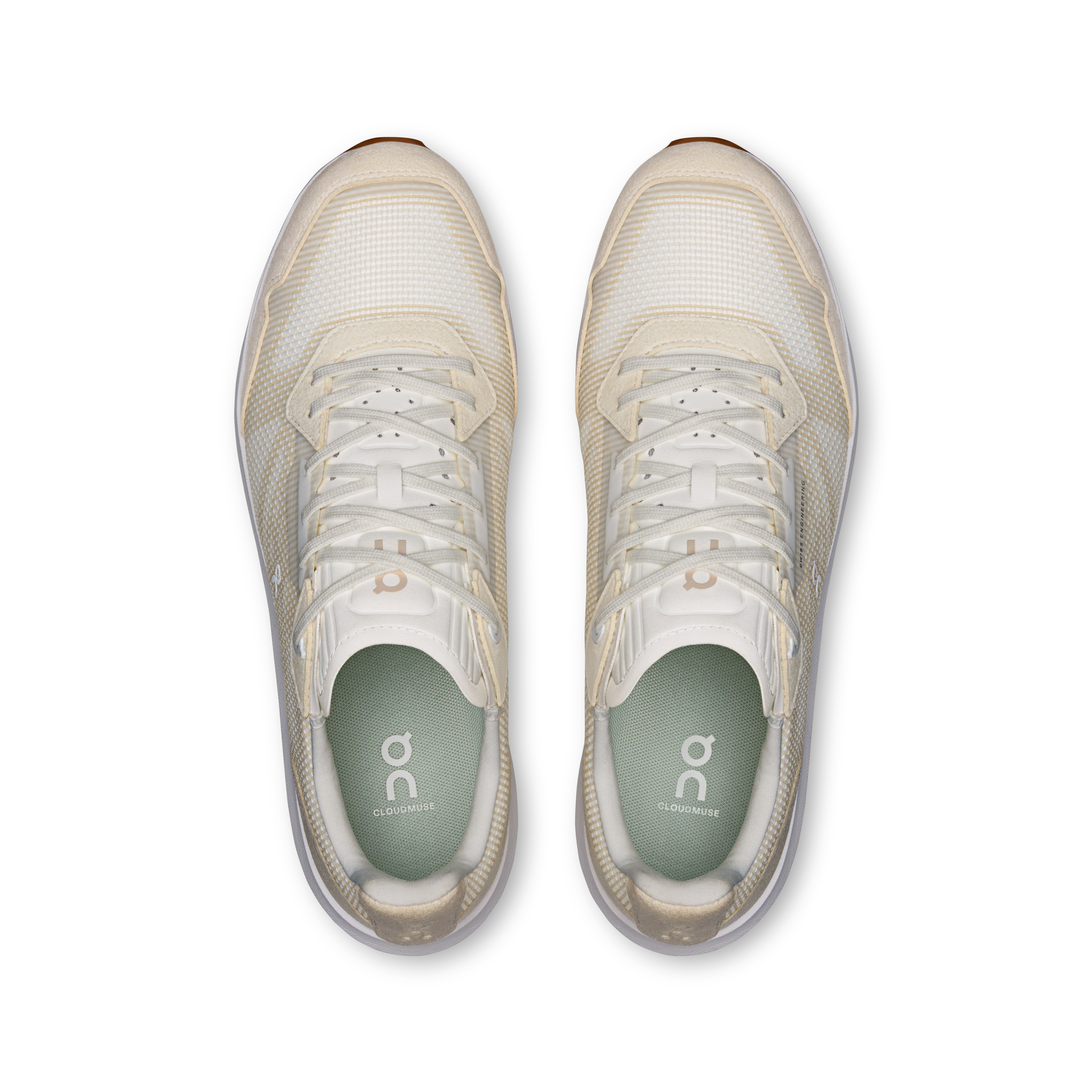 CloudmuseWomen / White | Dew / 40