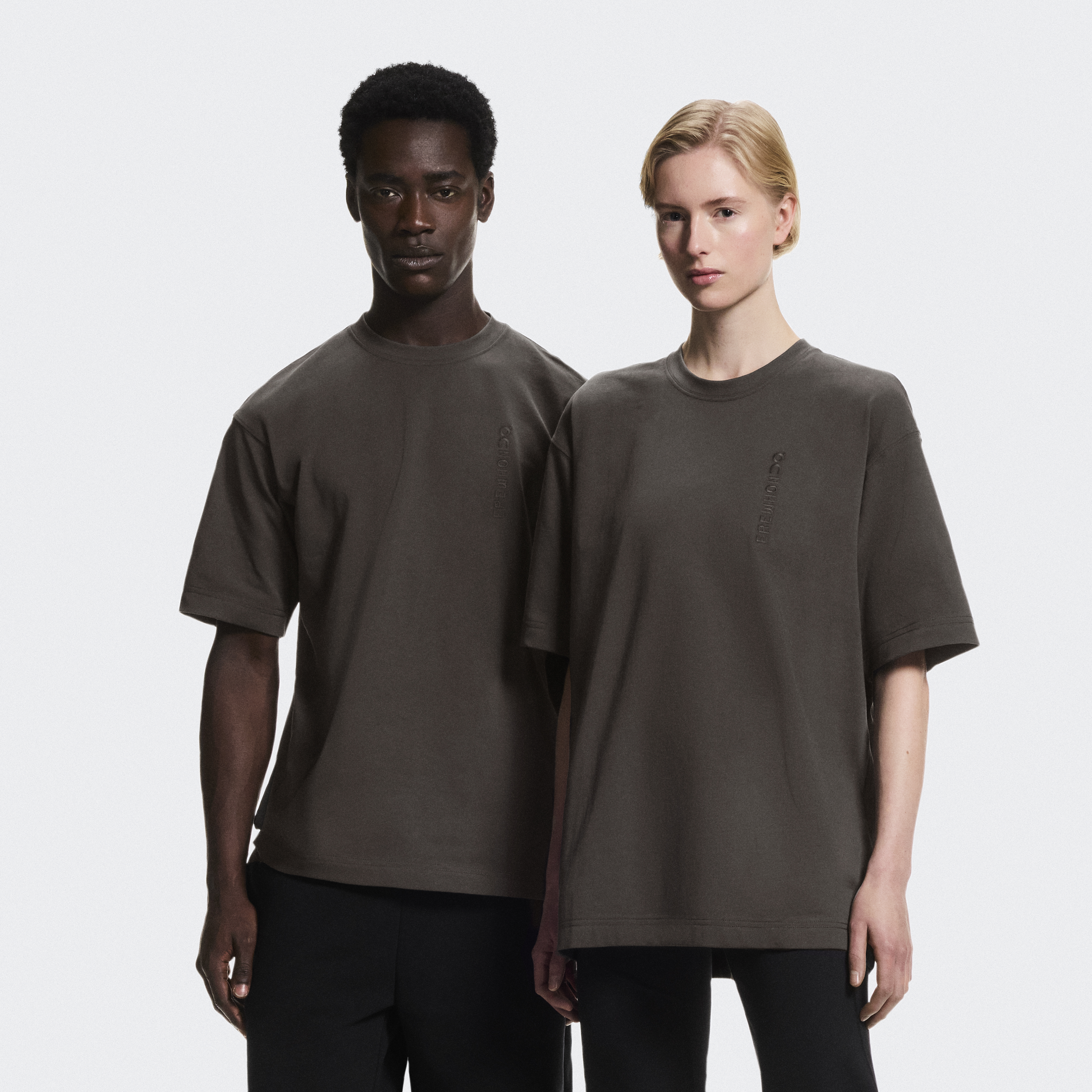 Club Collective-T Erewhon Short-Sleeve Shirt in Espresso