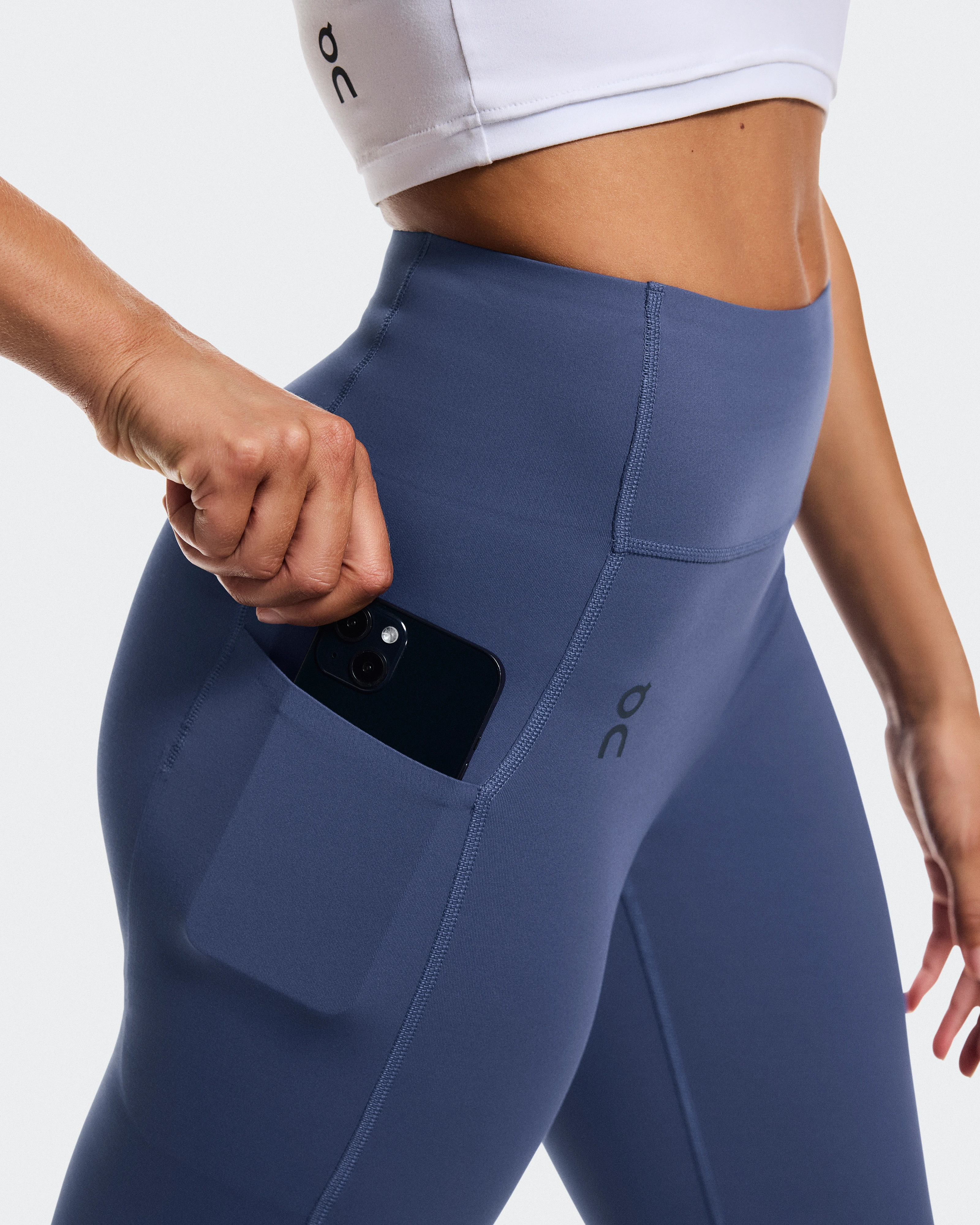 On Studio Flared Tights 32" Acai Women Tights