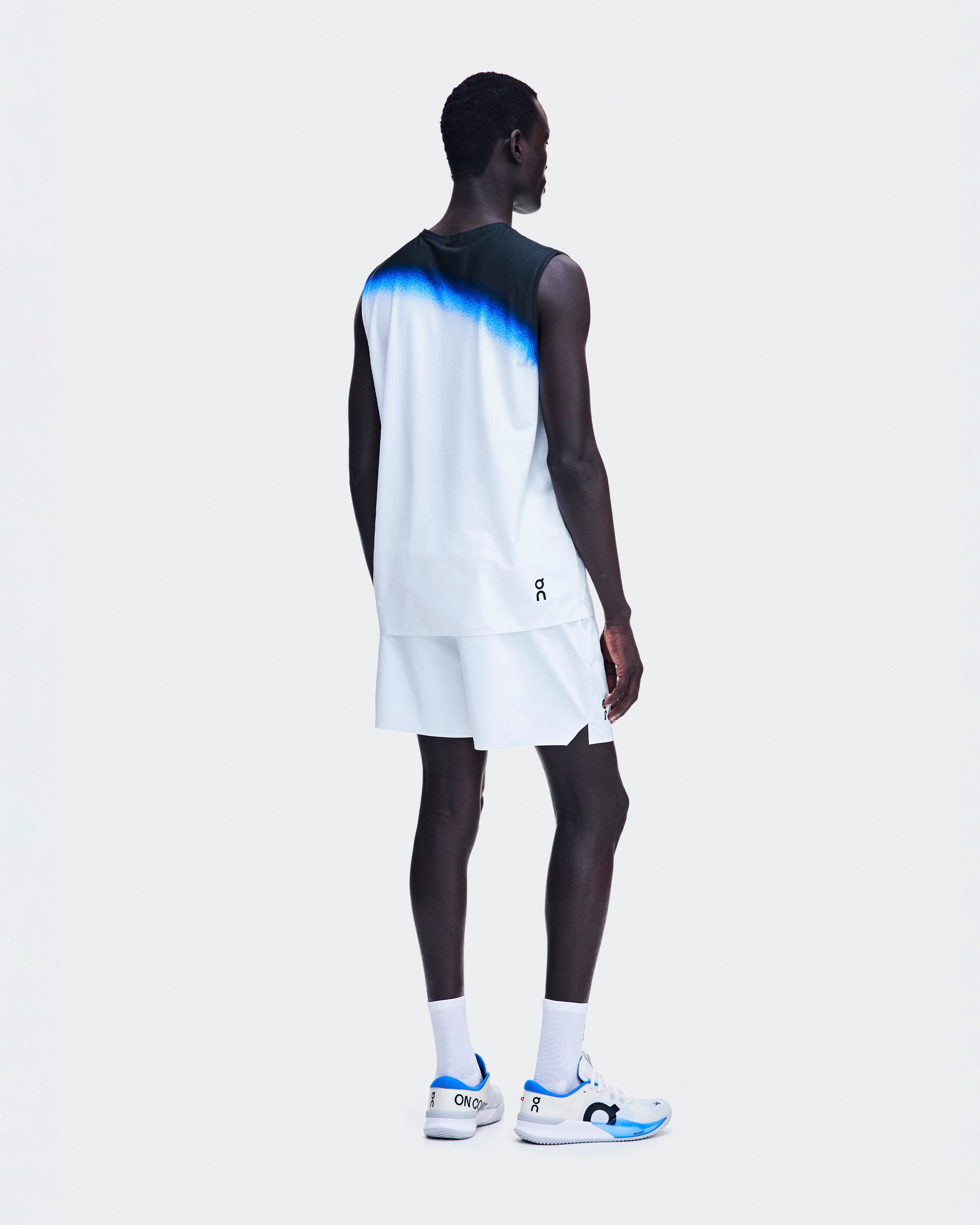 On Court Tank Swing White & Jay Homme Hauts et t-shirts