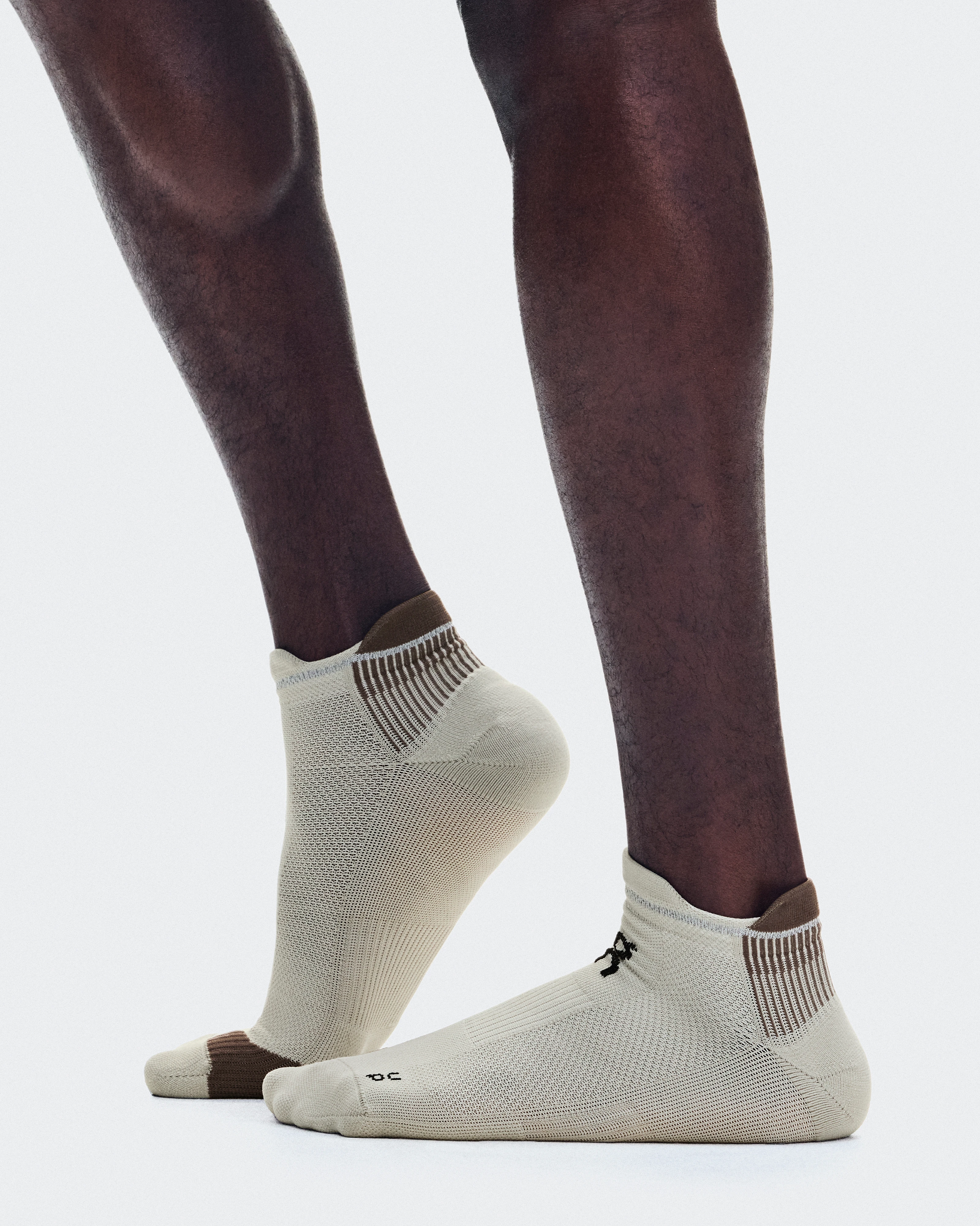 On Performance Run Sock Low Brume & Clove Unisex Calzini