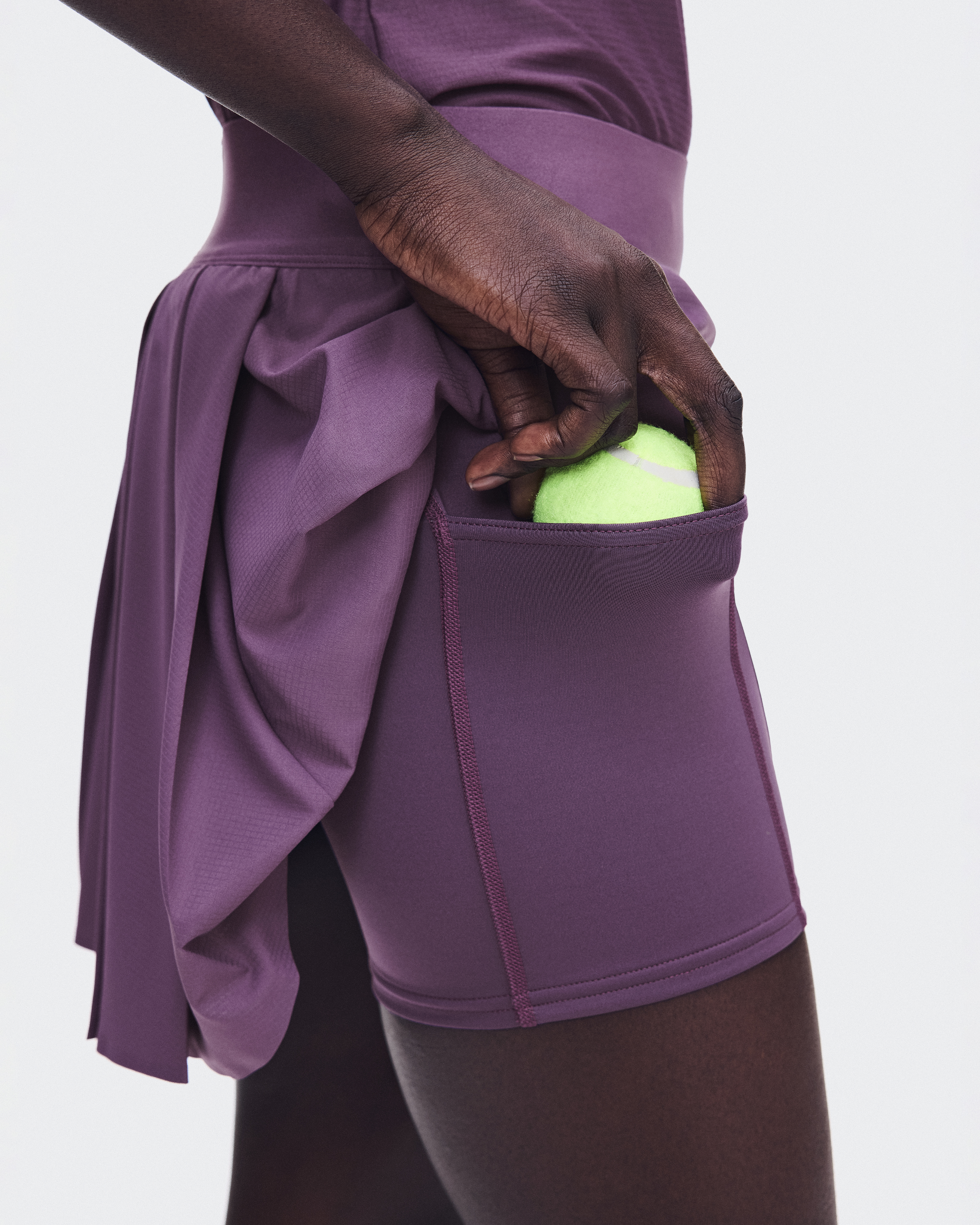 Court Skirt Pleated: Lightweight Women's Tennis Skirt | On United