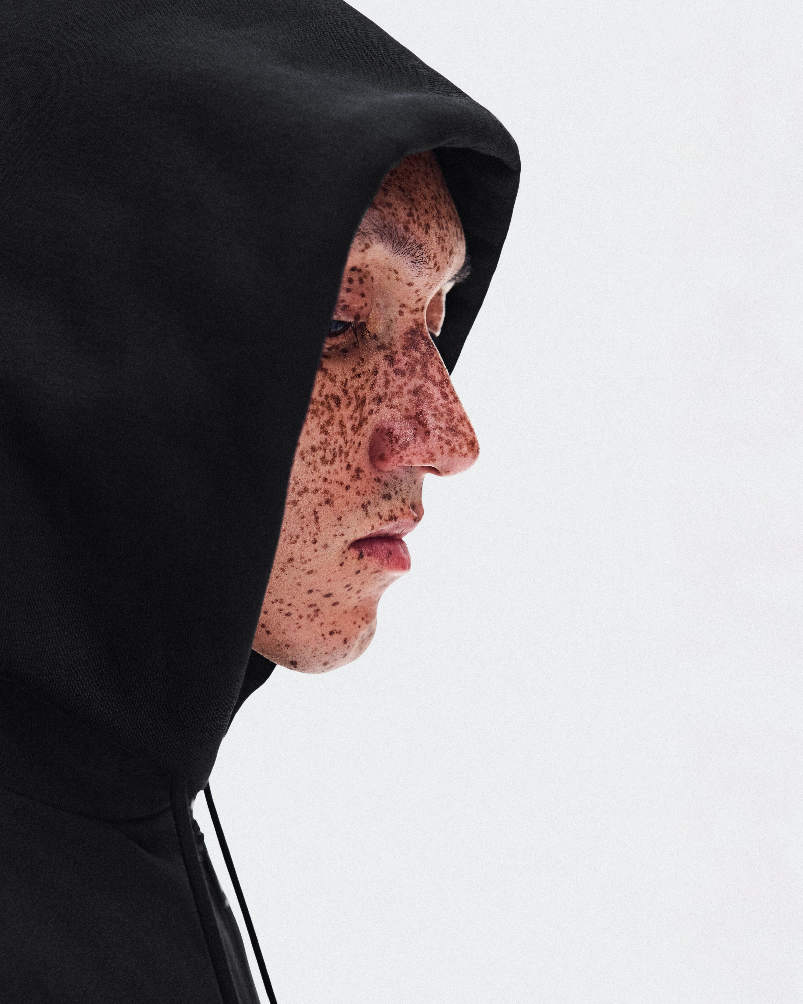 On Utility Zip Hoodie SHG Black 유니섹스 – 아웃도어 모험, 올데이 웨어 후디 & 스웻셔츠