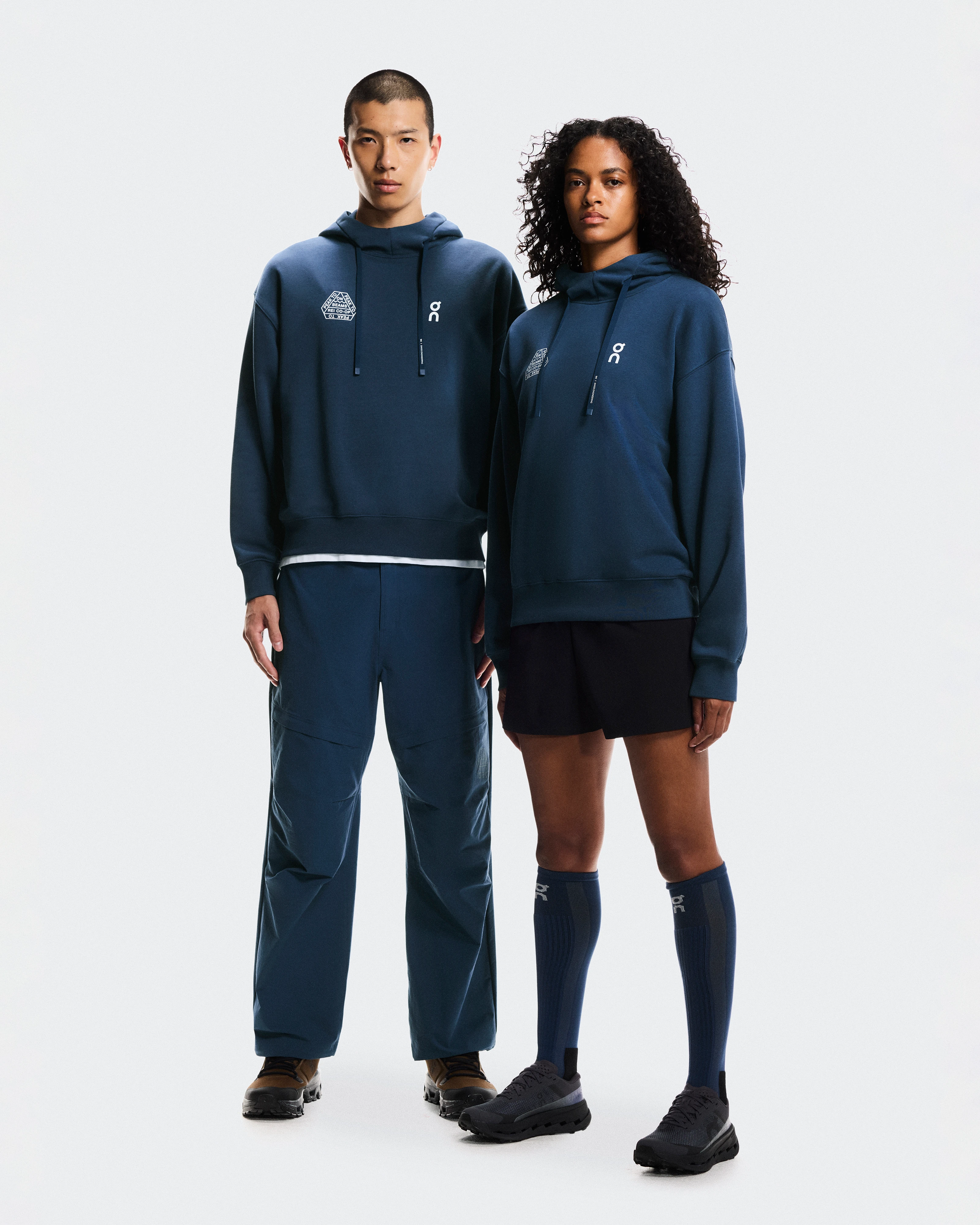 On Club Hoodie BEAMS REI Pacific オールジェンダー フーディ＆スウェットシャツ