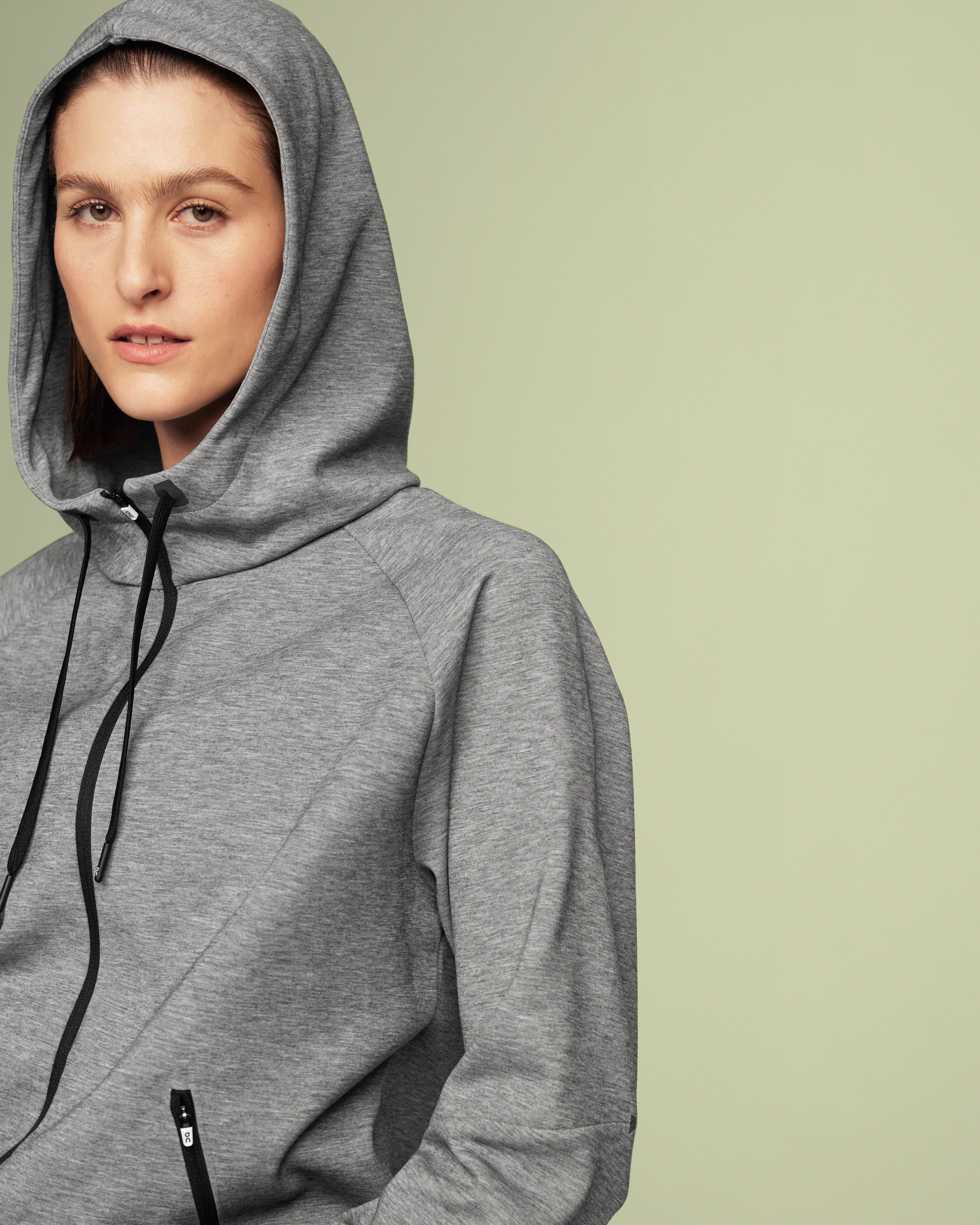 Zipped HoodieWomen / Grey / L